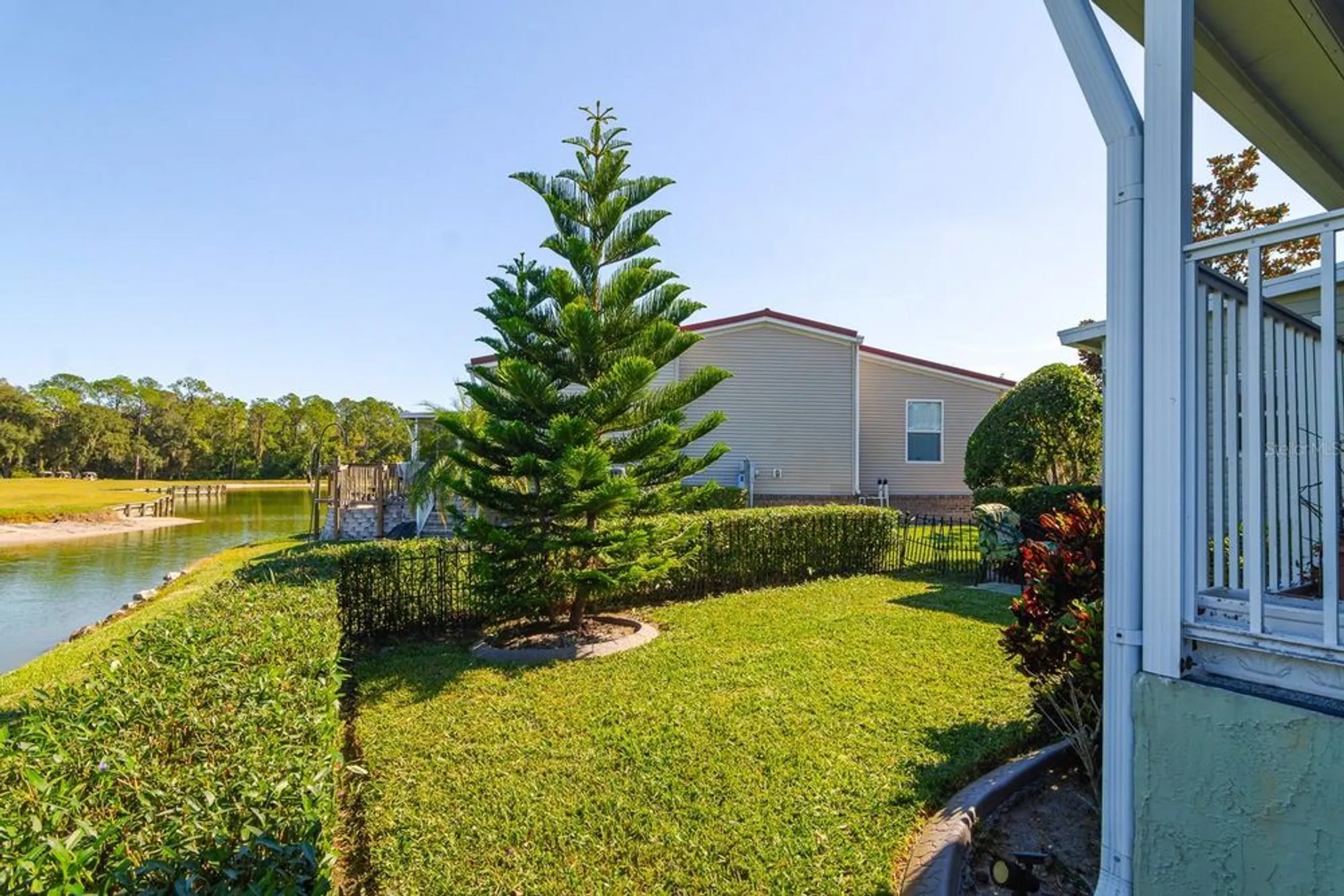 Property Slideshow image 42 of 48 | 2352 peavine cir # 1016, Lakeland, FL, 33810