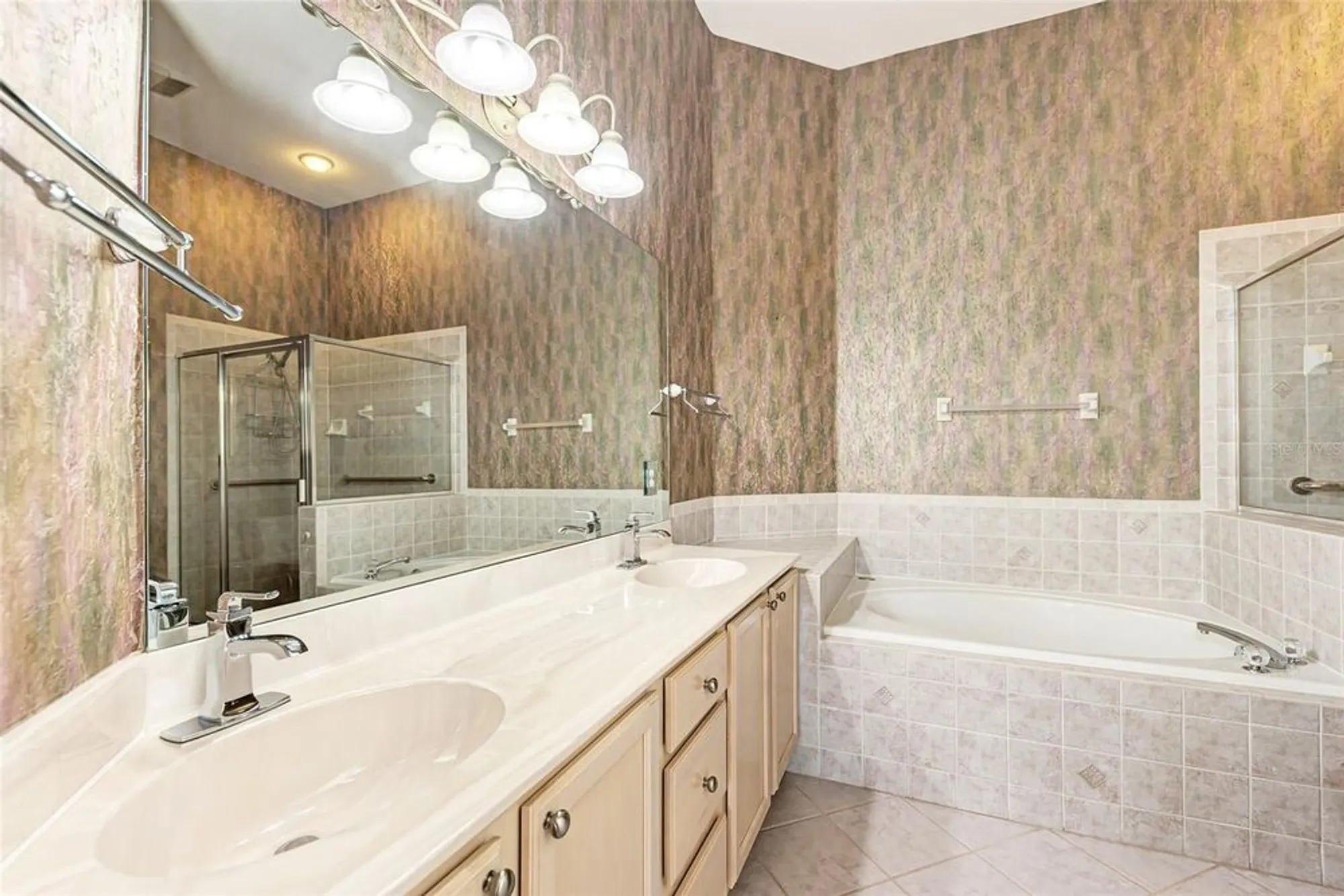 Property Slideshow image 33 of 78 | 3322 grand vista ct unit 203, Port Charlotte, FL, 33953