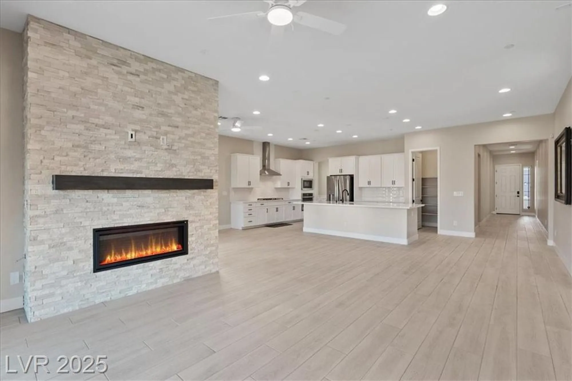 Property Slideshow image 8 of 35 | 85 cathedral wash pl, Henderson, NV, 89011