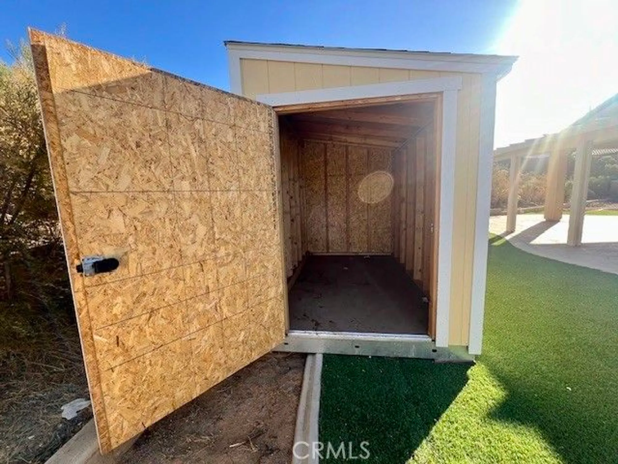 Property Slideshow image 44 of 62 | 24280 crestley dr, Corona, CA, 92883