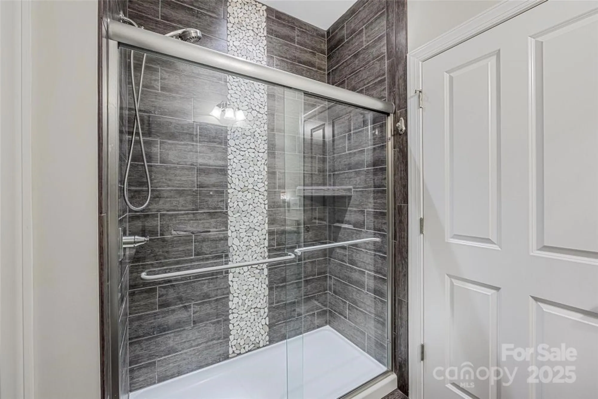 Property Slideshow image 35 of 48 | 16215 lakeside loop ln, Cornelius, NC, 28031