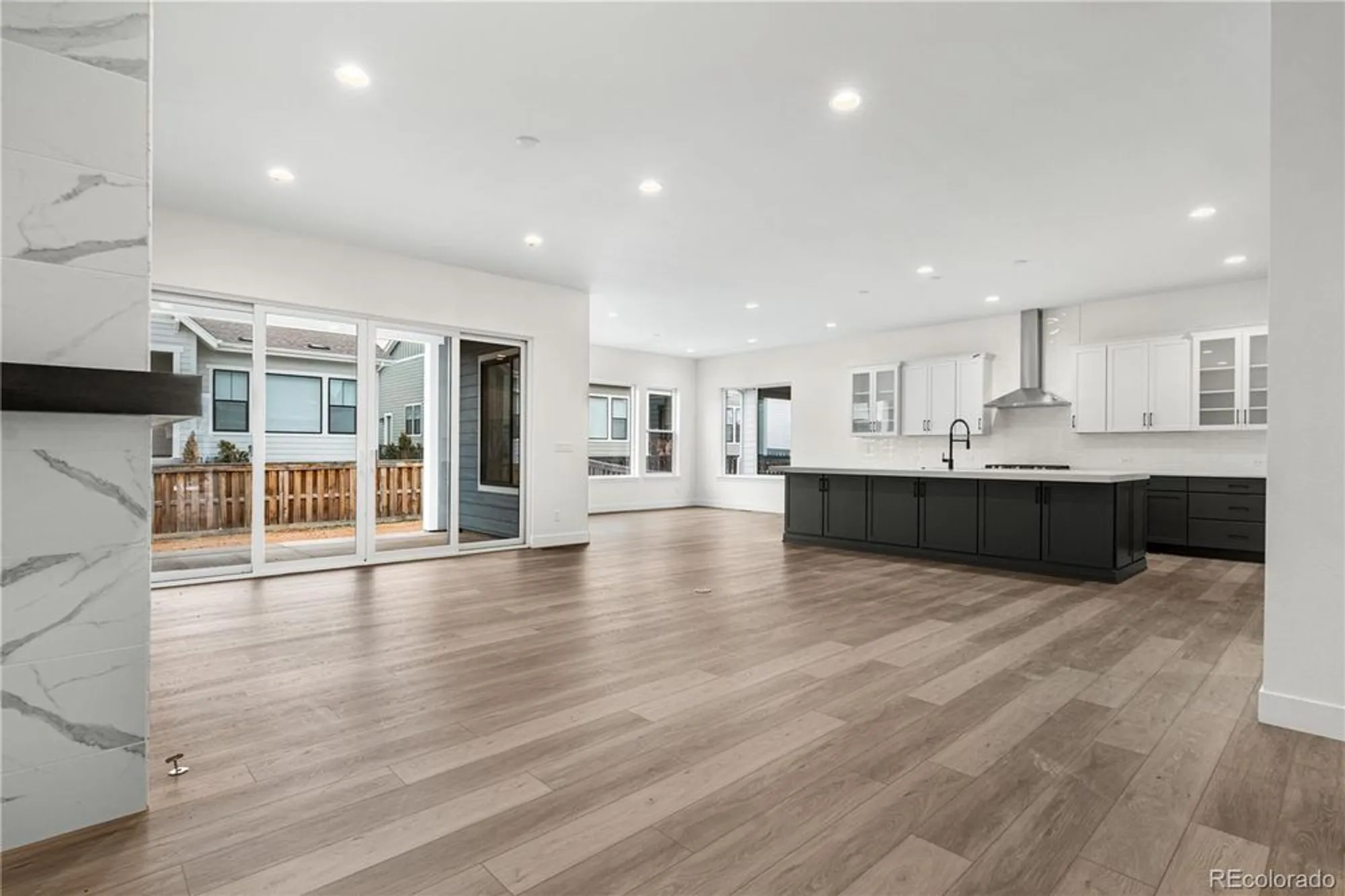 Property Slideshow image 8 of 35 | 11462 autumn moon st, Littleton, CO, 80125