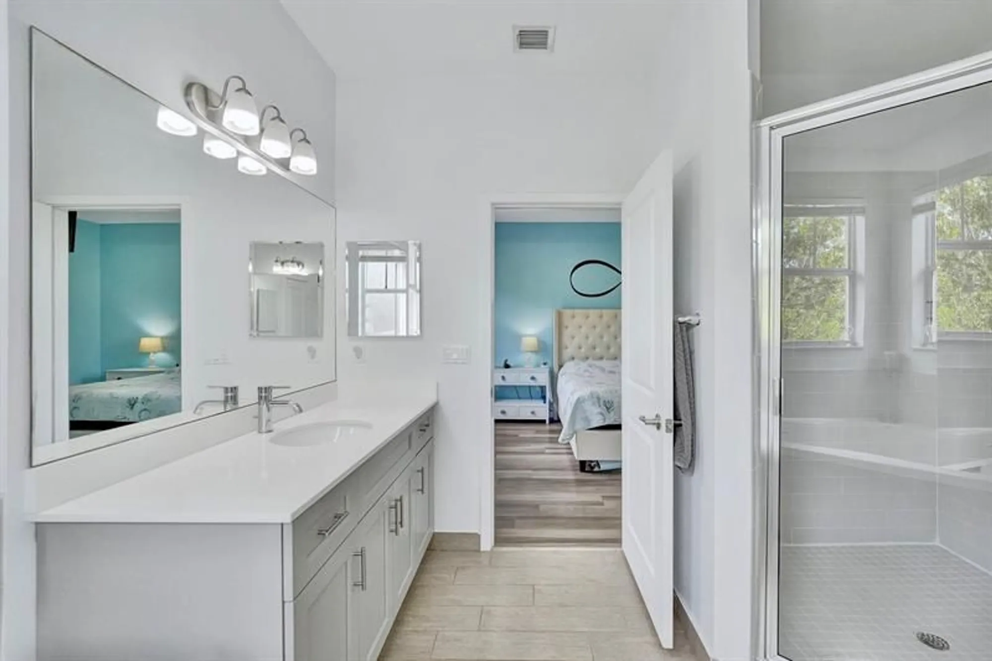 Property Slideshow image 27 of 47 | 4700 nw 48th ave, Tamarac, FL, 33319