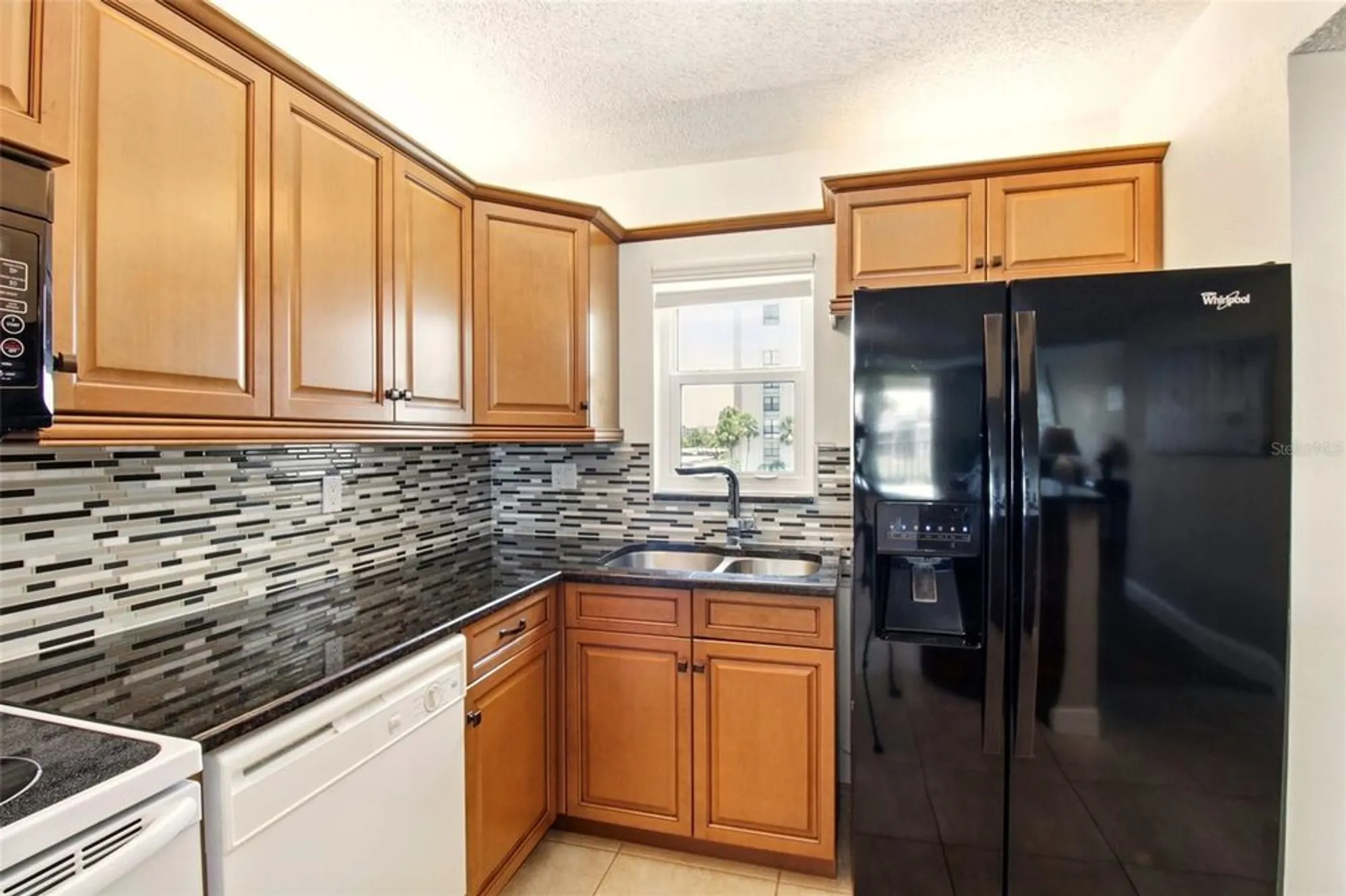 Property Slideshow image 4 of 29 | 7625 sun island dr 304, South Pasadena, FL, 33707