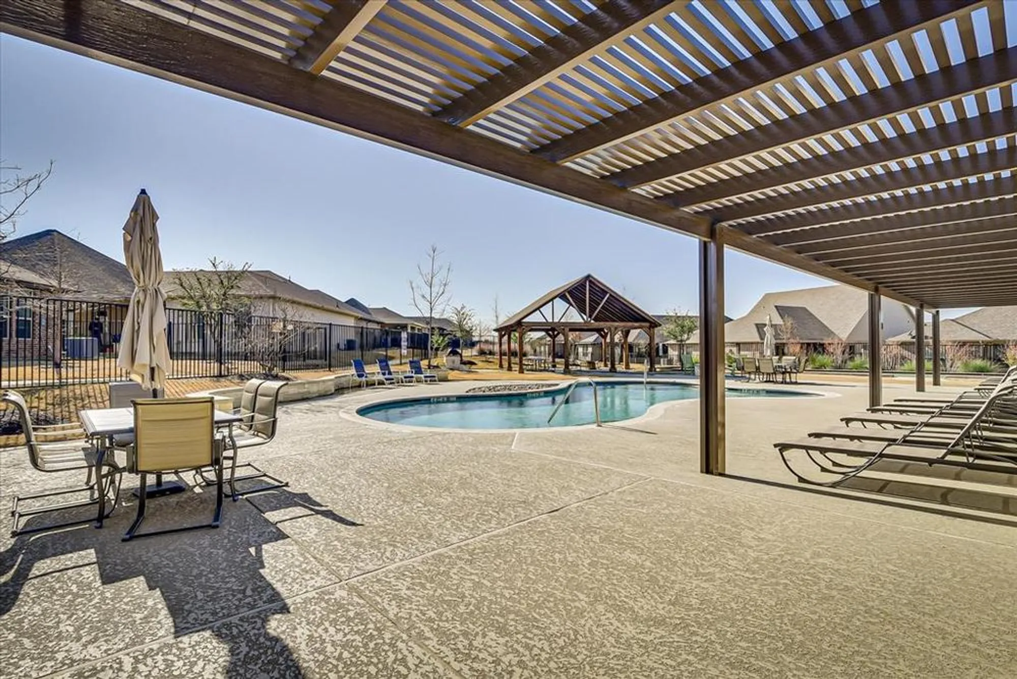 Property Slideshow image 34 of 39 | 2815 vista azul pl 2815, Mansfield, TX, 76063