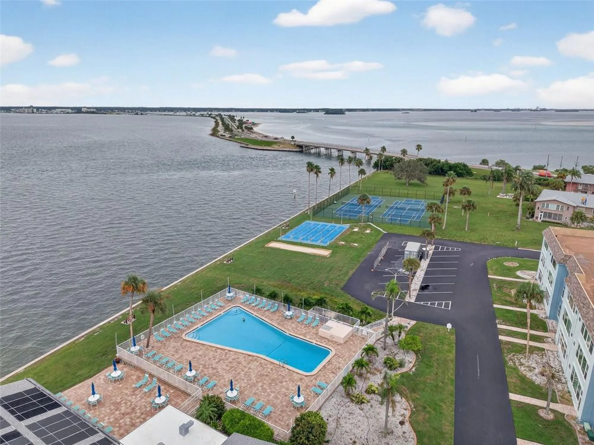 Property Slideshow image 41 of 44 | 2 causeway blvd 101, Dunedin, FL, 34698