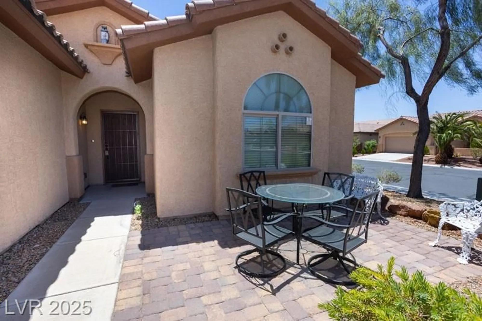 Property Slideshow image 6 of 43 | 5935 saddle horse ave, Las Vegas, NV, 89122