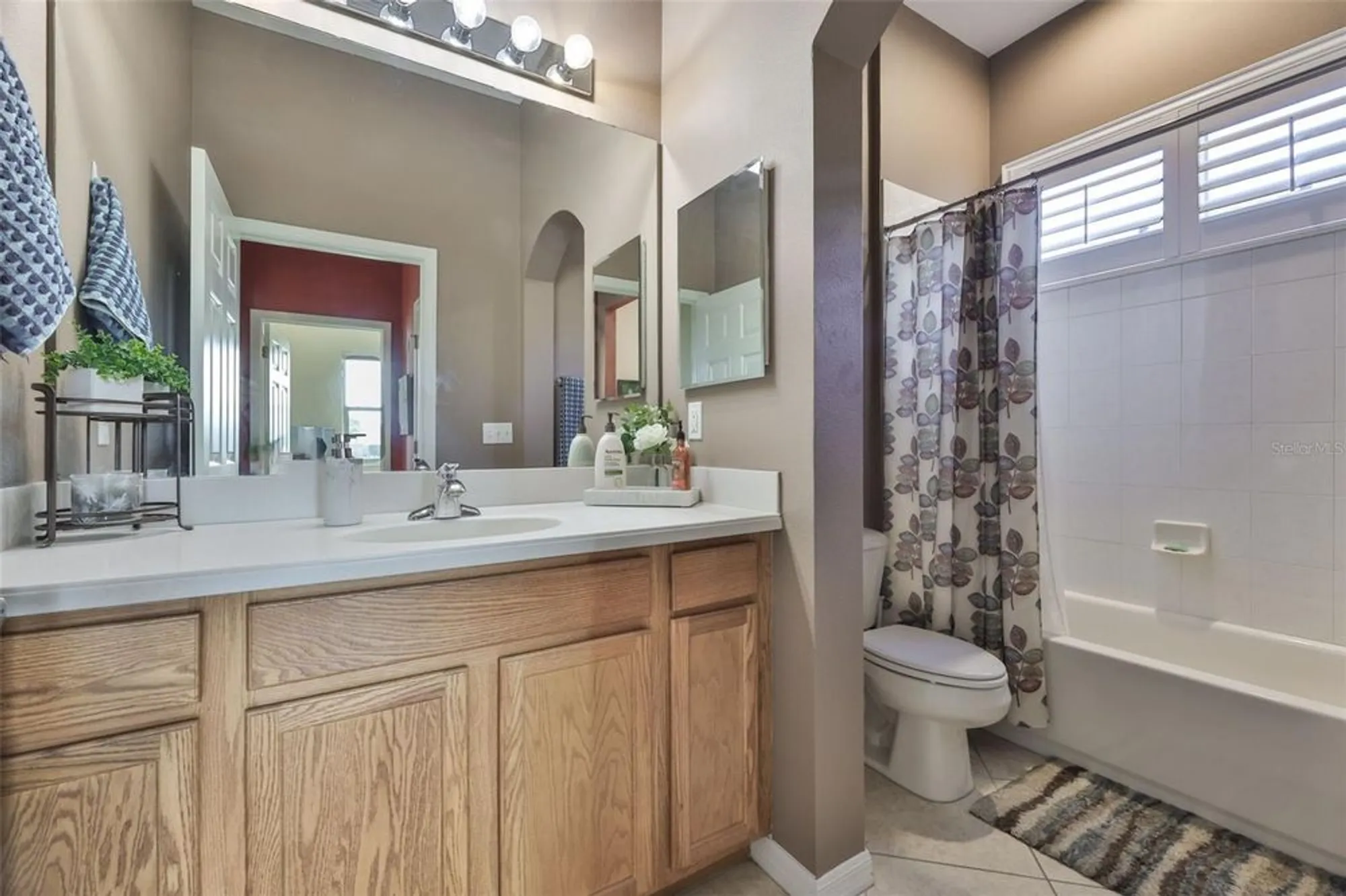 Property Slideshow image 16 of 95 | 2432 kensington greens dr # 15, Sun City Center, FL, 33573
