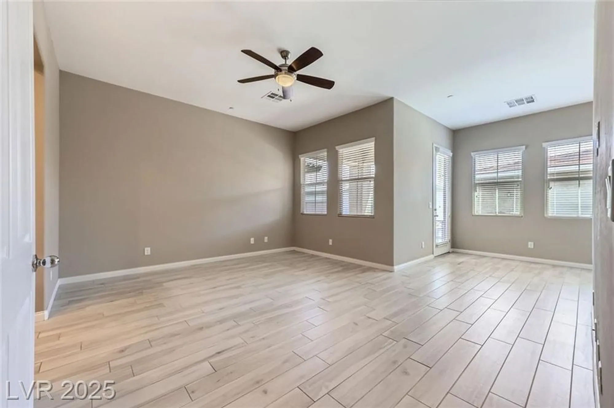 Property Slideshow image 24 of 53 | 738 purple knoll walk, Henderson, NV, 89011
