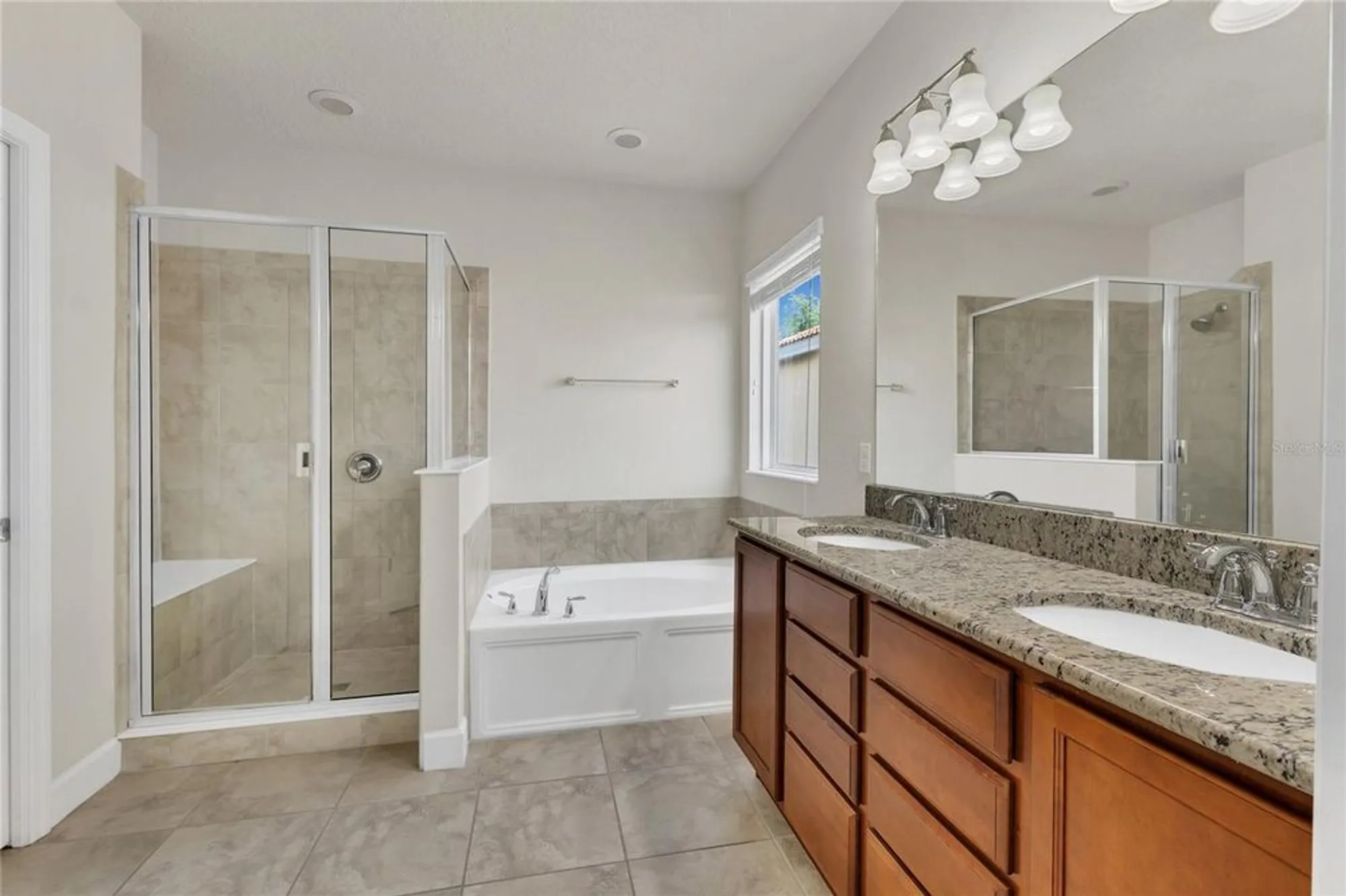 Property Slideshow image 18 of 33 | 12026 autumn fern ln, Orlando, FL, 32827