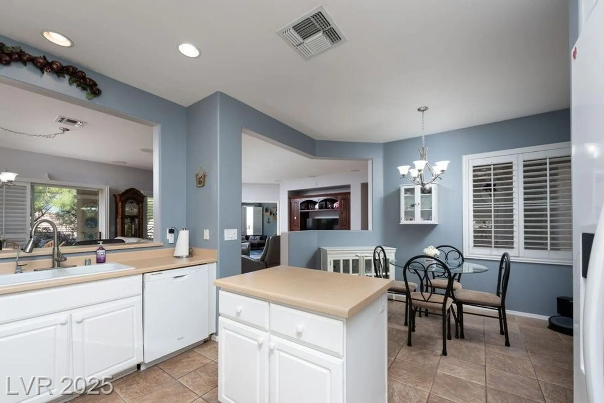 Property Slideshow image 13 of 53 | 2315 sand lily st, Henderson, NV, 89052