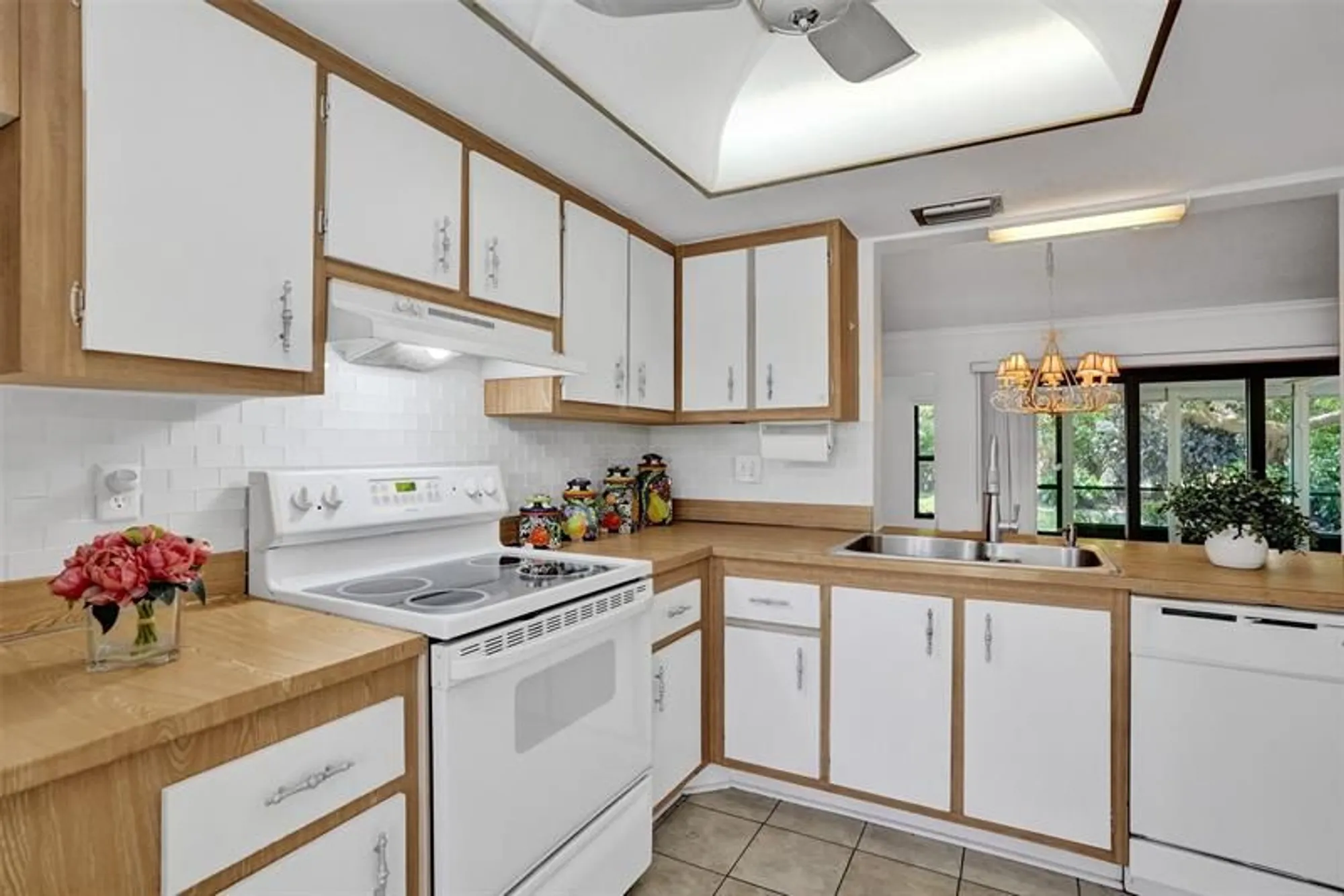 Property Slideshow image 7 of 85 | 2261 sw 15th pl, Deerfield Beach, FL, 33442