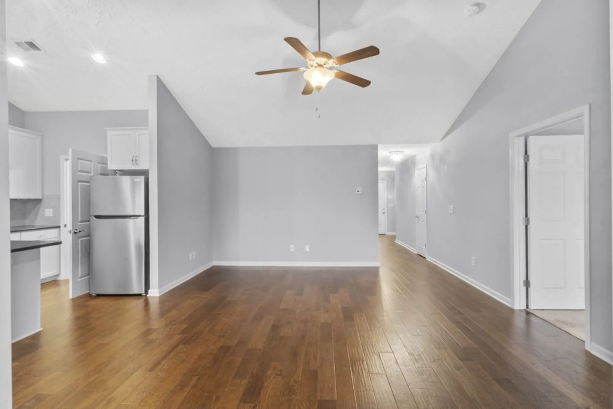 Property Slideshow image 12 of 34 | 395 devon chase hl 6501, Gallatin, TN, 37066