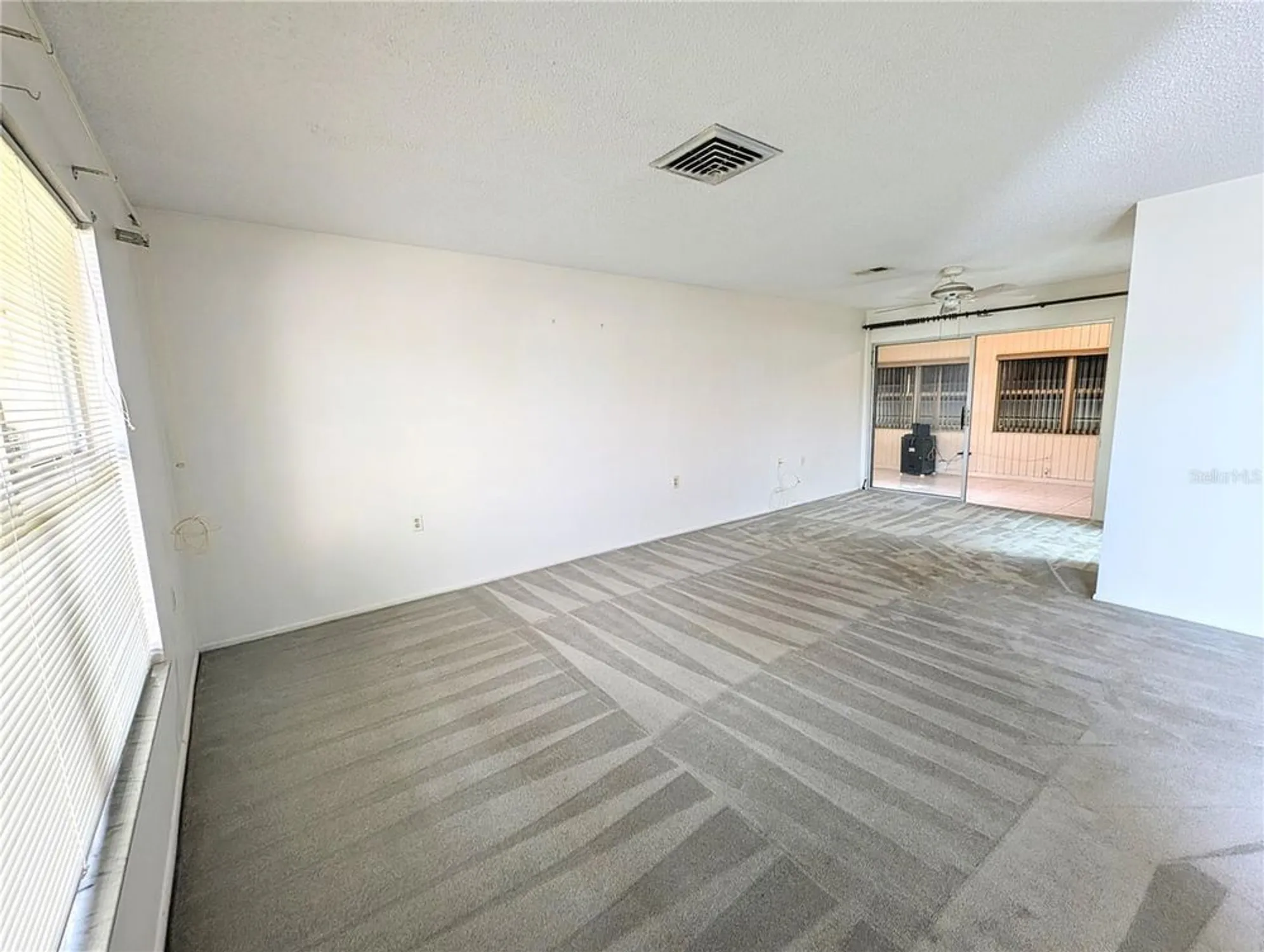 Property Slideshow image 6 of 30 | 8040 pasadena dr, Port Richey, FL, 34668