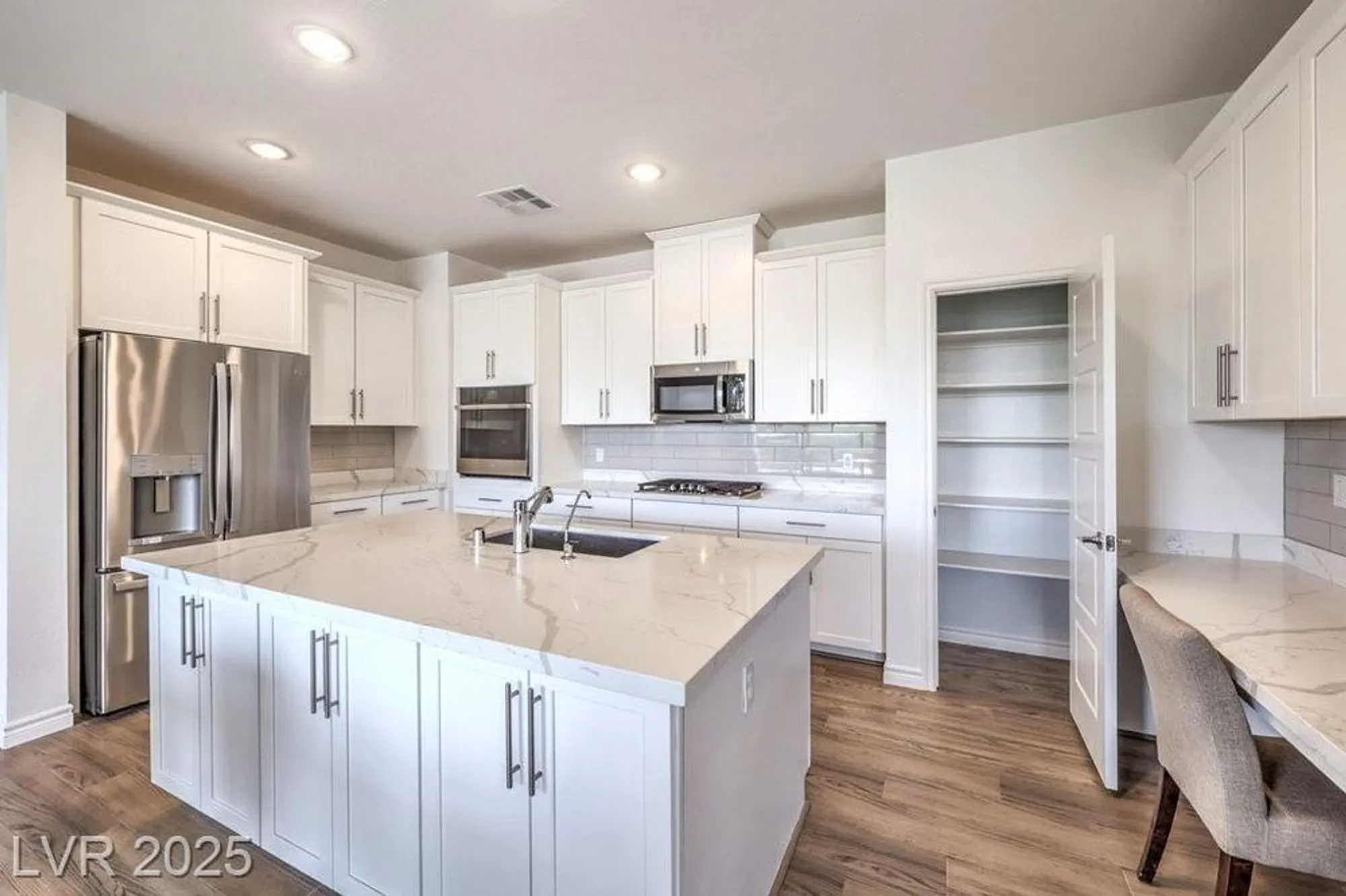 Property Slideshow image 36 of 70 | 2555 hampton rd 10303, Henderson, NV, 89052