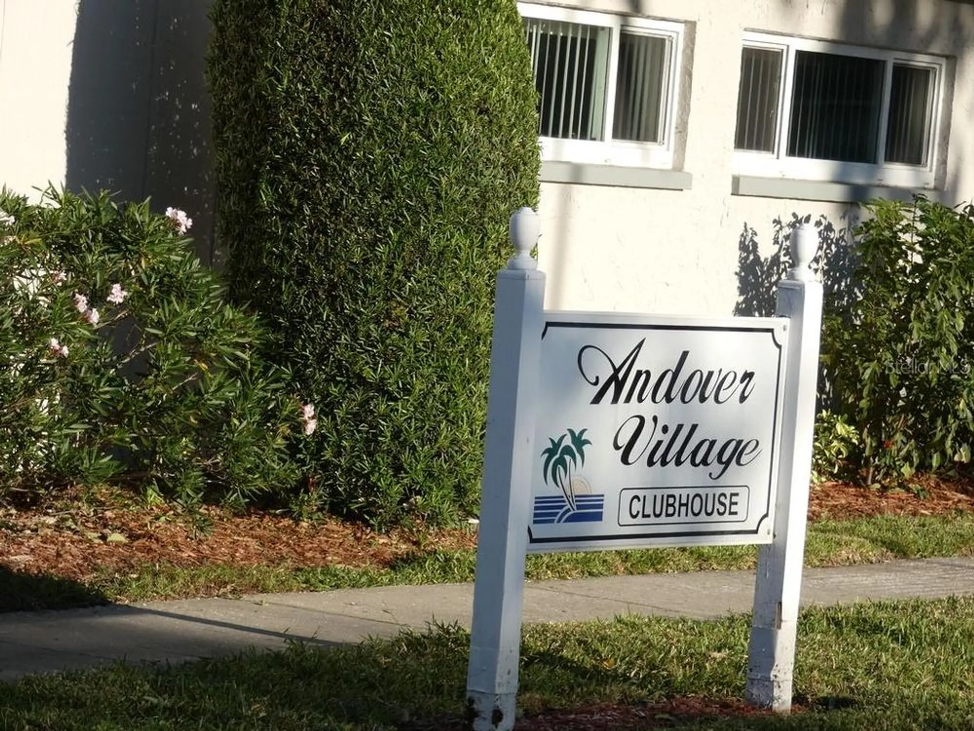 Property Slideshow image 17 of 25 | 2740 whitebridge dr a, Palm Harbor, FL, 34684