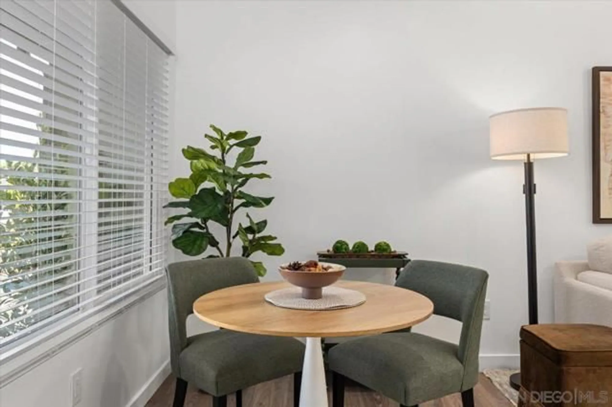 Property Slideshow image 6 of 32 | 4617 westridge dr, Oceanside, CA, 92056