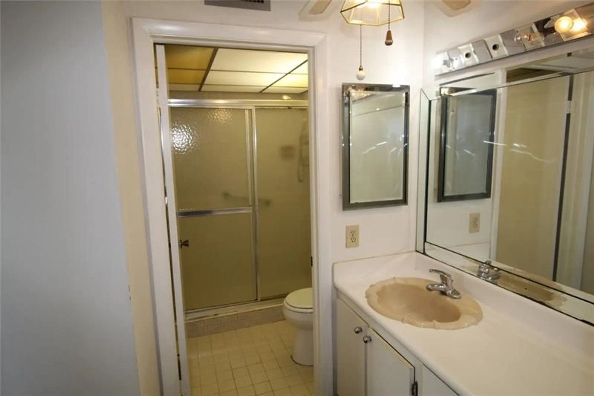 Property Slideshow image 9 of 10 | 9728 s belfort cir # 206, Tamarac, FL, 33321