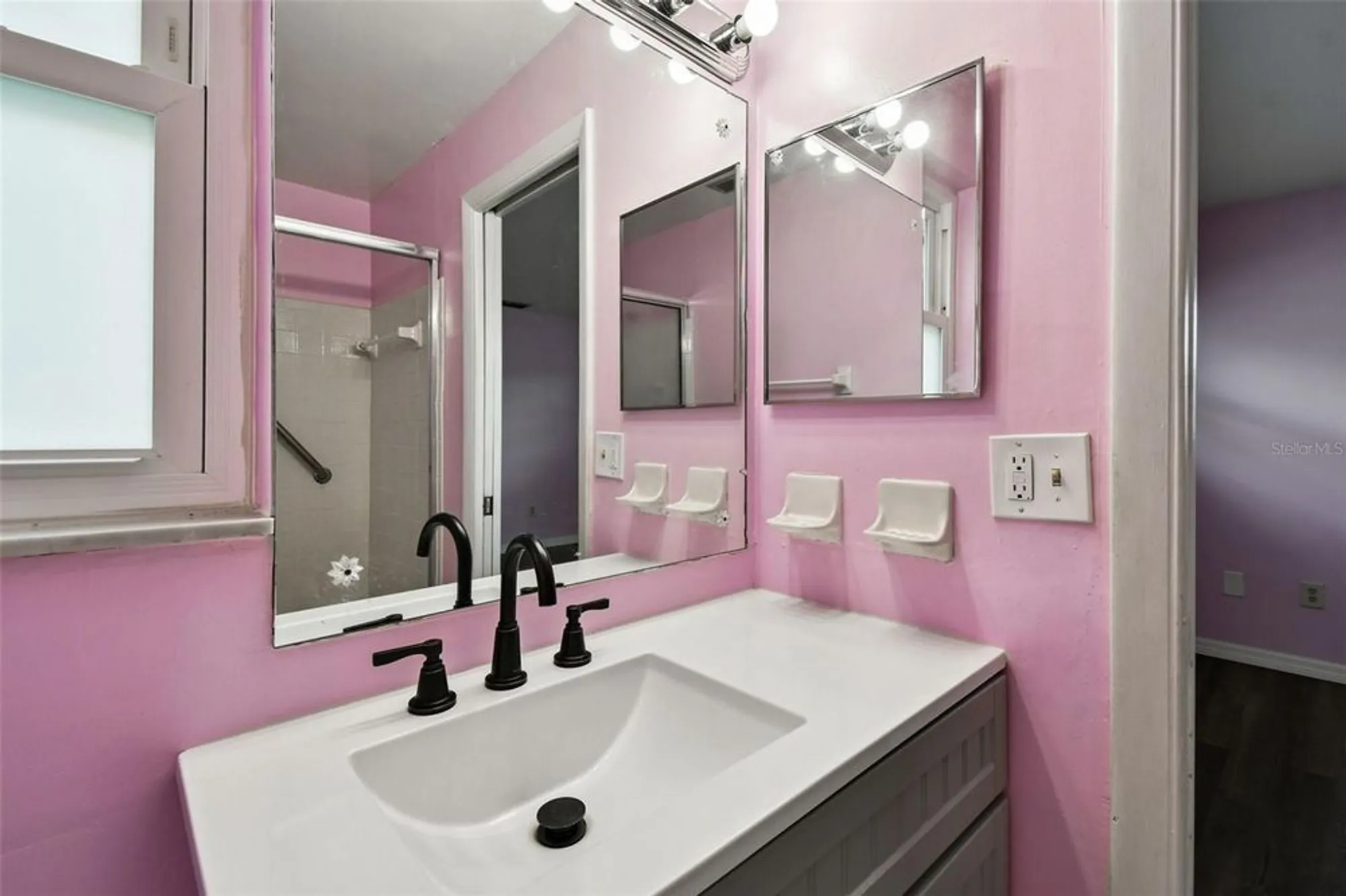 Property Slideshow image 29 of 51 | 8472 68th way, Pinellas Park, FL, 33781