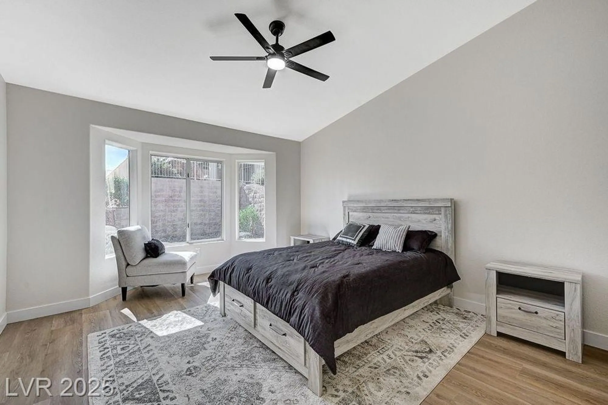 Property Slideshow image 11 of 40 | 10309 marymont pl, Las Vegas, NV, 89134