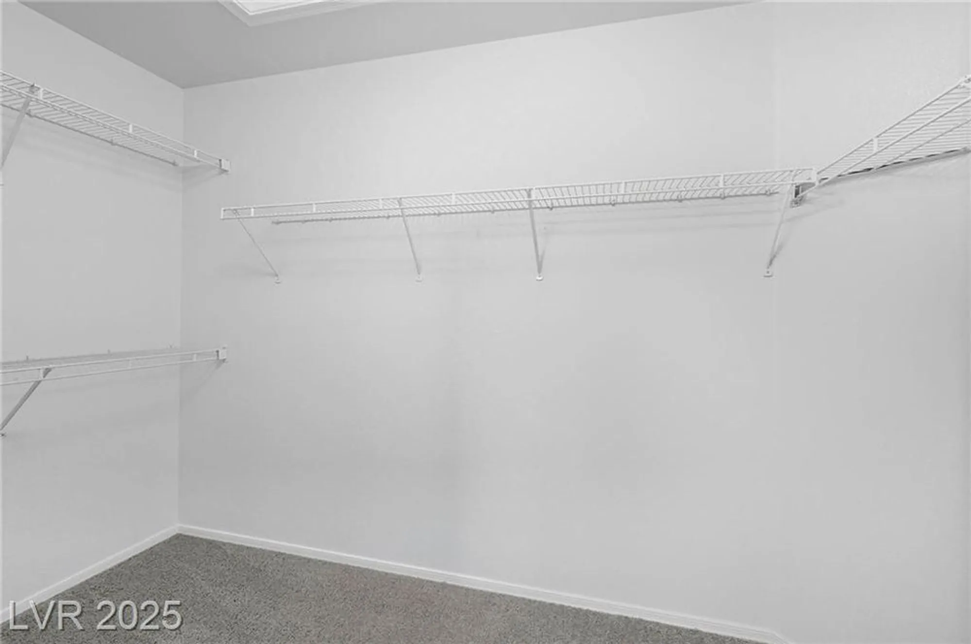 Property Slideshow image 36 of 58 | 2813 brianwood ct, Las Vegas, NV, 89134