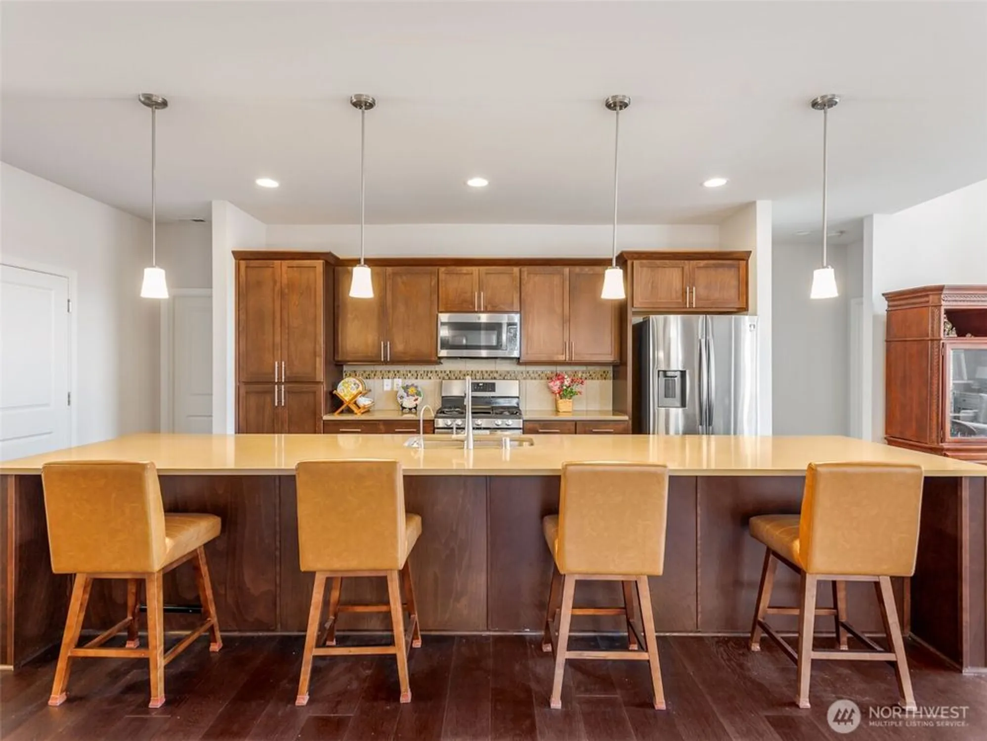 Property Slideshow image 7 of 23 | 3311 colville st, Lacey, WA, 98513