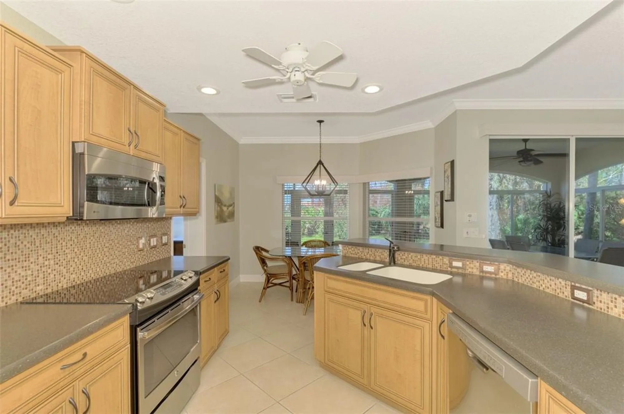 Property Slideshow image 16 of 70 | 3113 club dr apt 118, Port Charlotte, FL, 33953