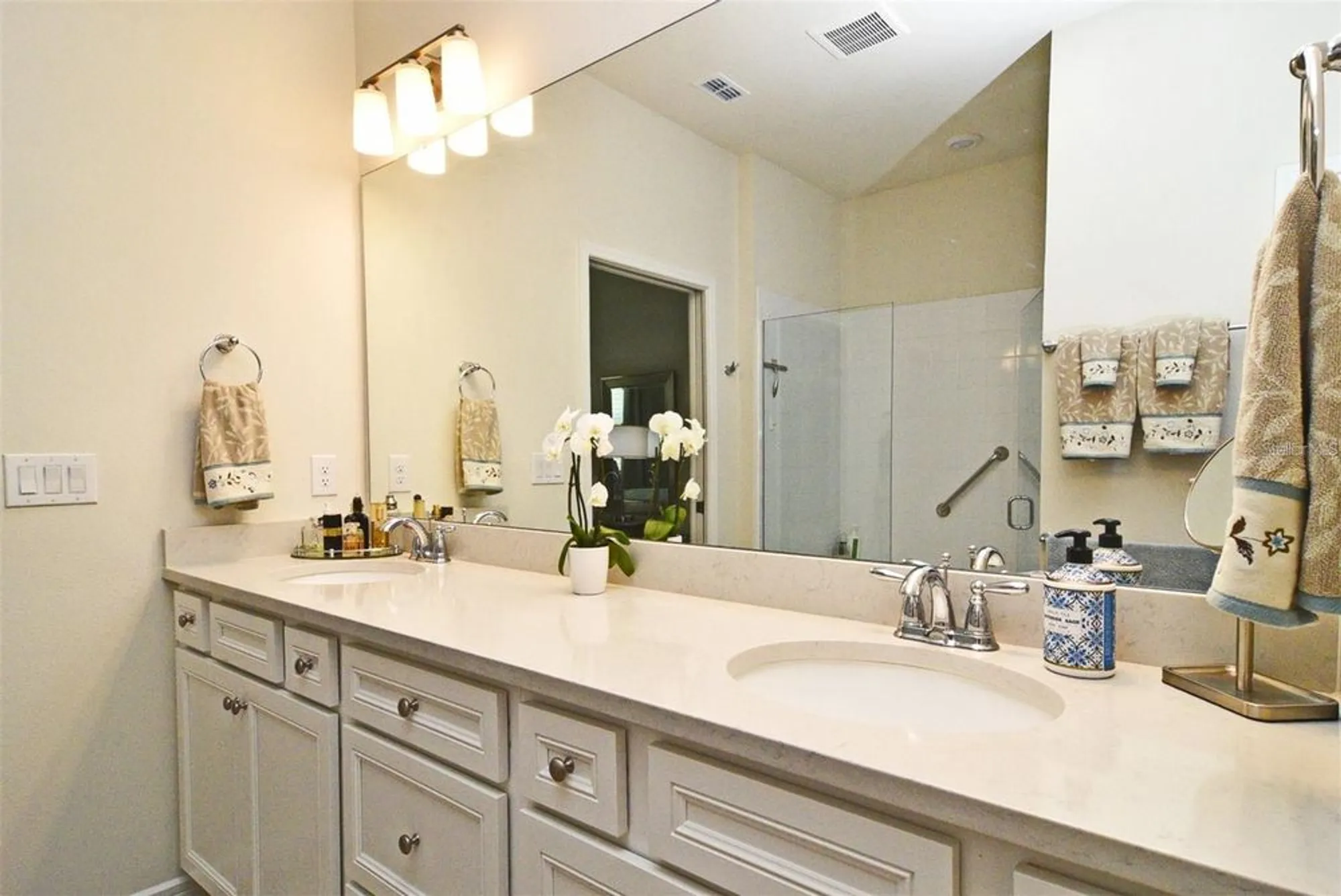 Property Slideshow image 14 of 39 | 2973 cherry blossom loop, Saint Cloud, FL, 34771