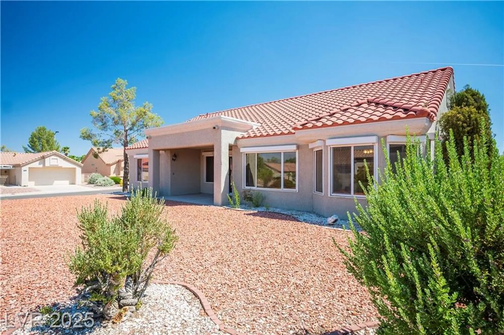 Property Slideshow image 36 of 59 | 8500 gull dr, Las Vegas, NV, 89134