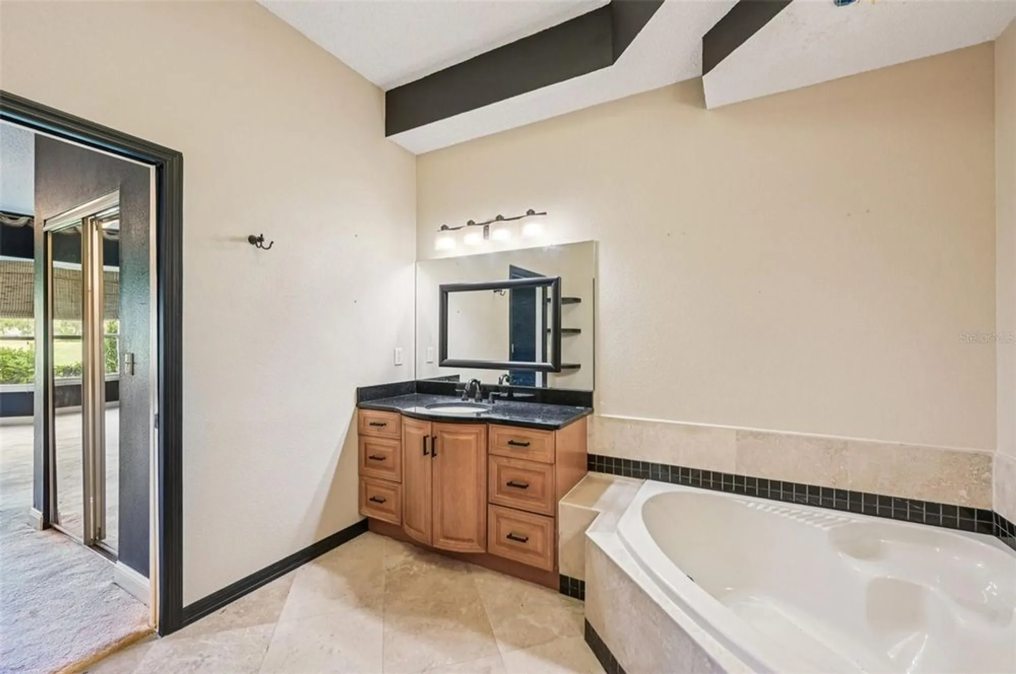 Property Slideshow image 23 of 70 | 675 masterpiece dr, Sun City Center, FL, 33573