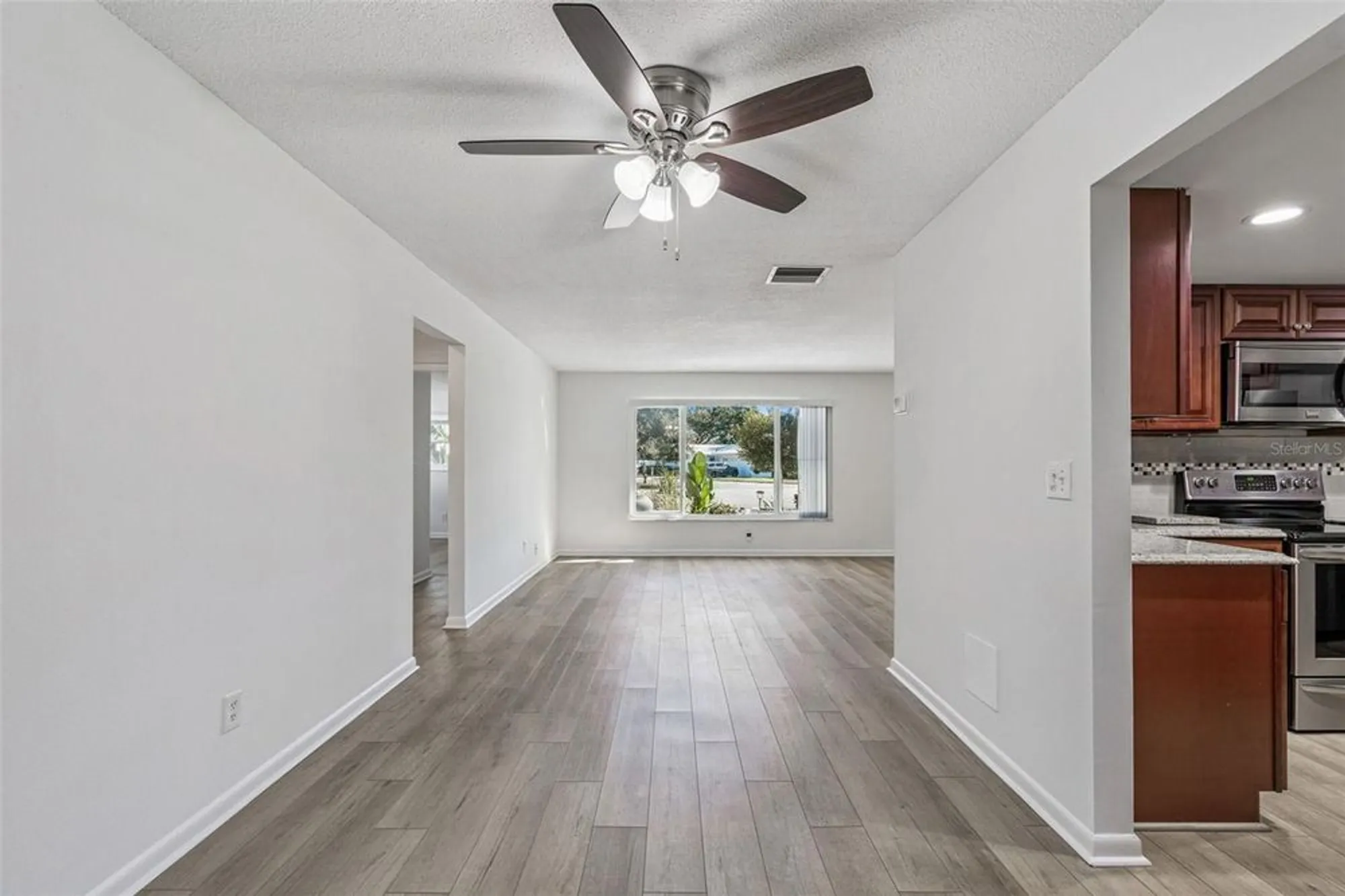 Property Slideshow image 11 of 42 | 9500 mainlands blvd w # 1-a, Pinellas Park, FL, 33782