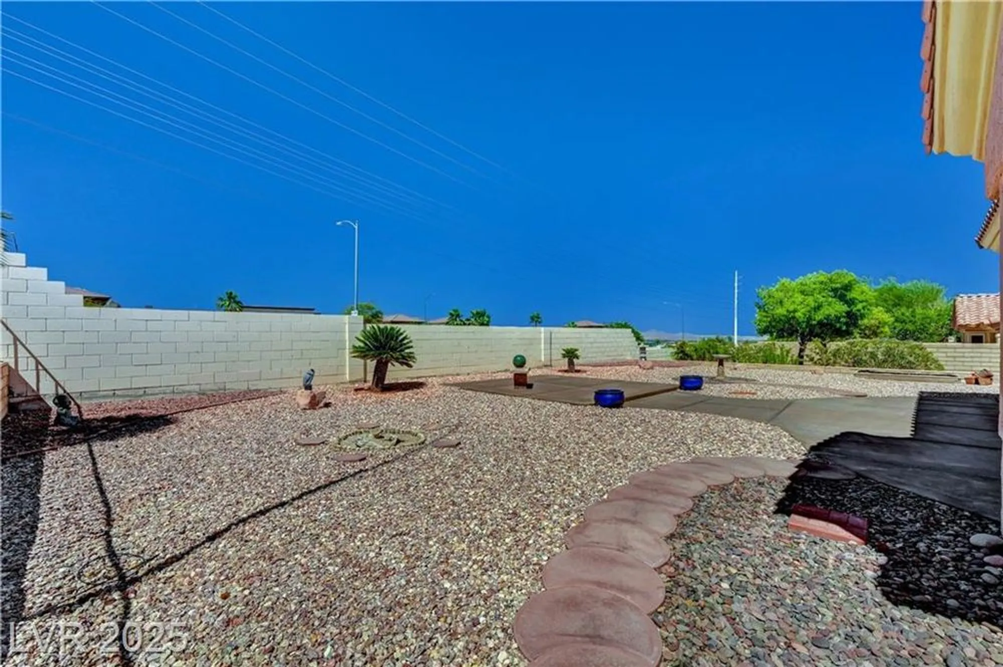 Property Slideshow image 42 of 78 | 10020 villa ridge dr, Las Vegas, NV, 89134