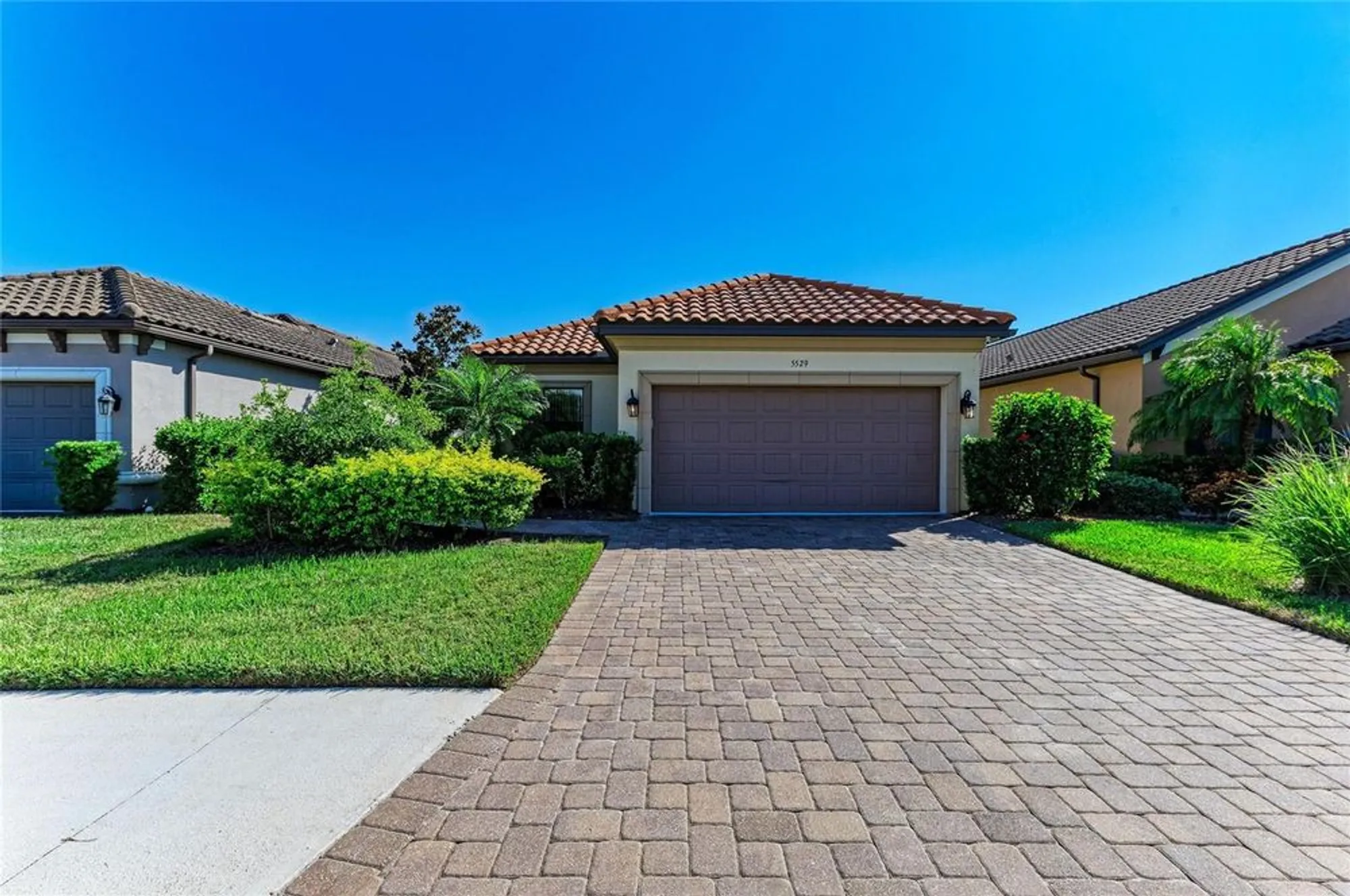 Property Slideshow image 8 of 73 | 5529 cantucci st, Nokomis, FL, 34275