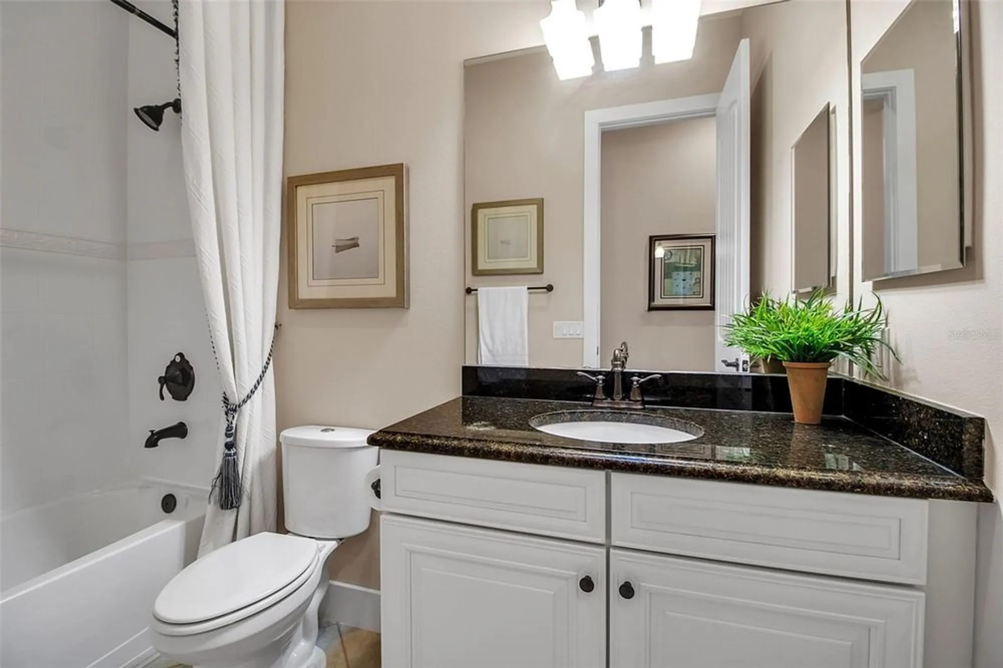 Property Slideshow image 58 of 99 | 321 sapphire lake dr 202, Bradenton, FL, 34209