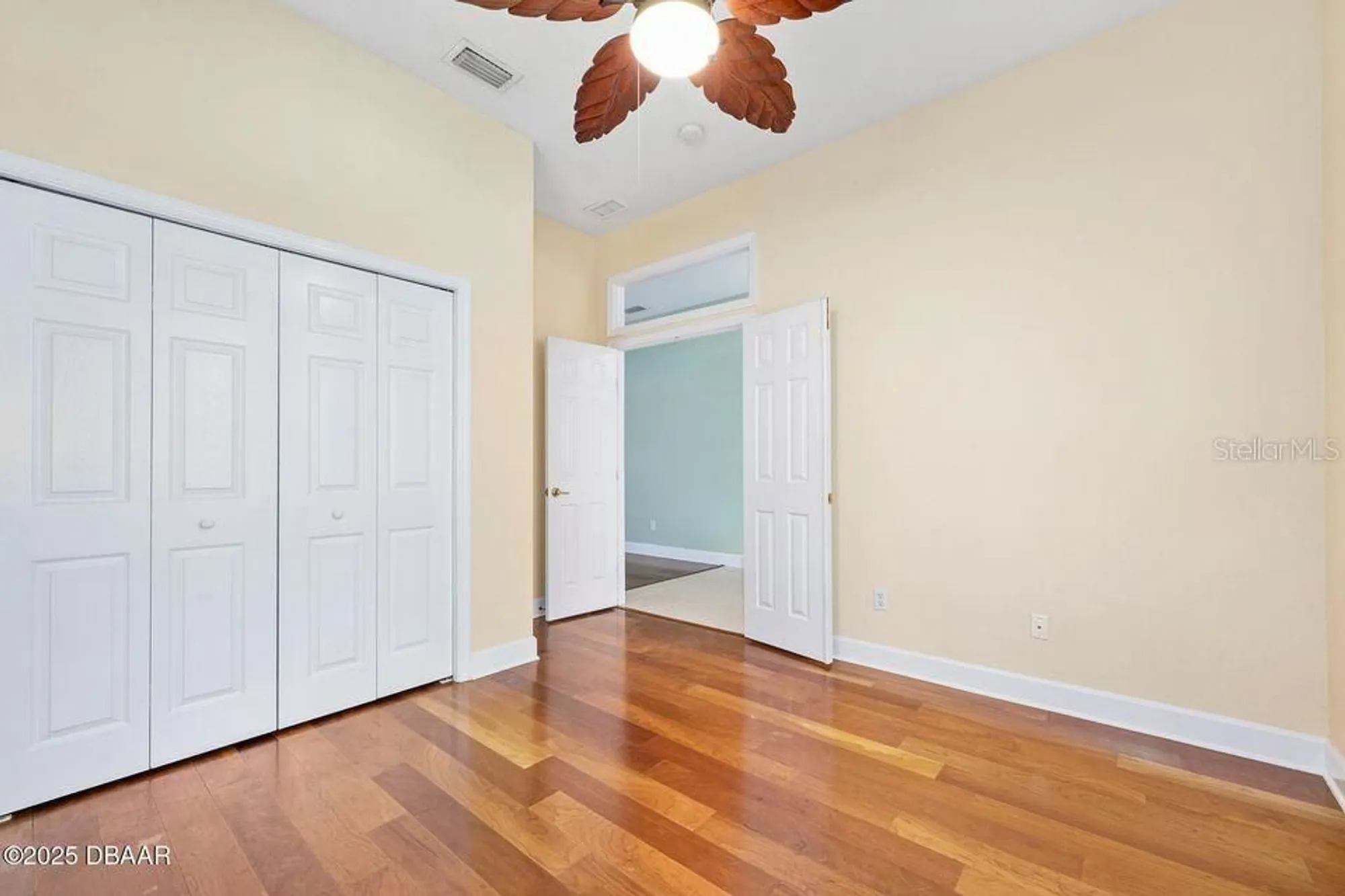 Property Slideshow image 8 of 70 | 3132 connemara dr, Ormond Beach, FL, 32174