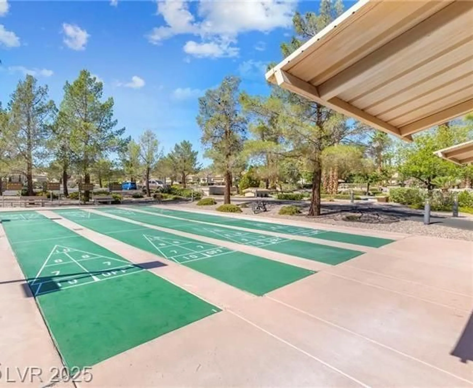 Property Slideshow image 42 of 74 | 10409 longwood dr, Las Vegas, NV, 89134