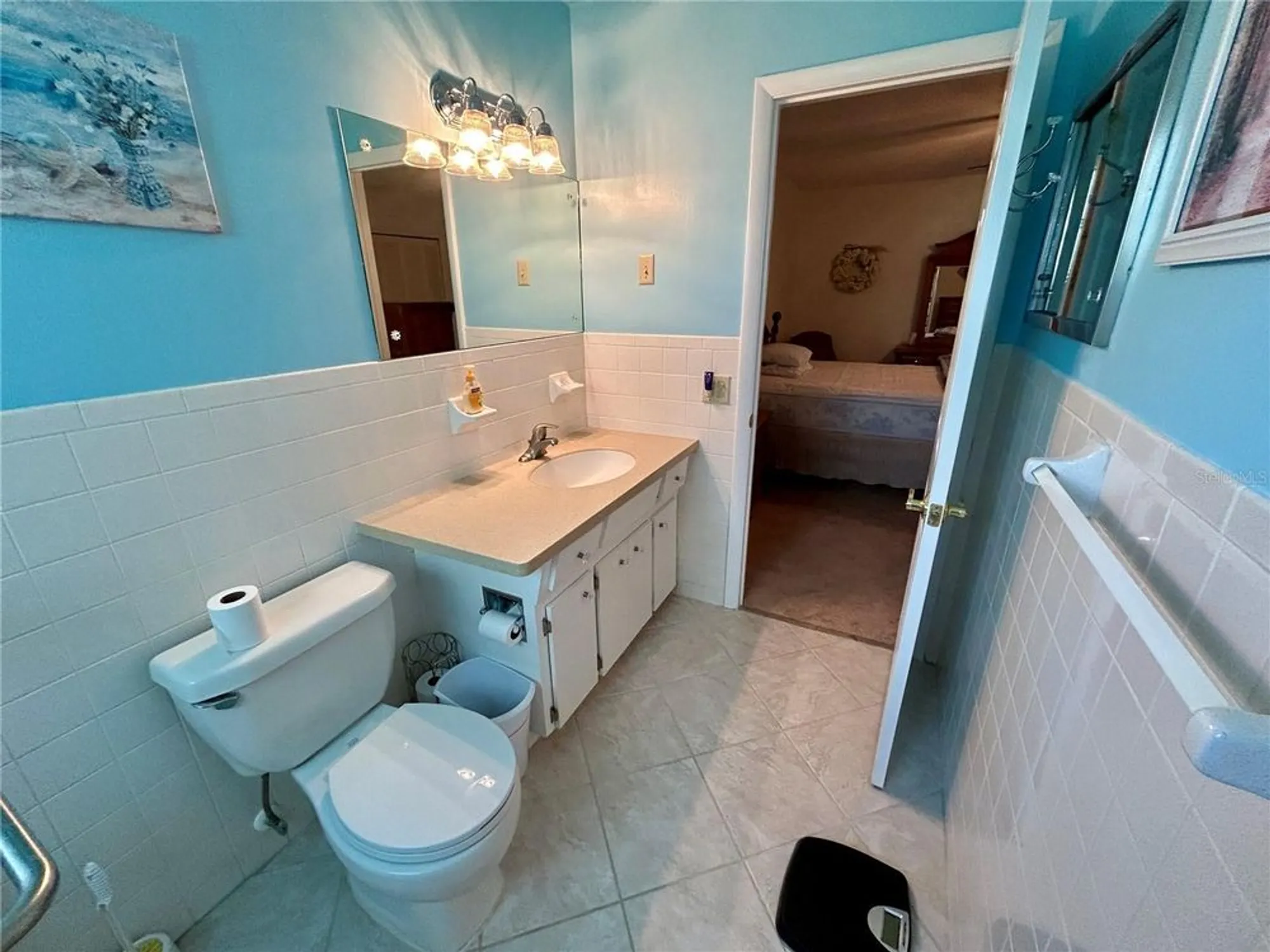 Property Slideshow image 23 of 50 | 2426 ecuadorian way 58, Clearwater, FL, 33763