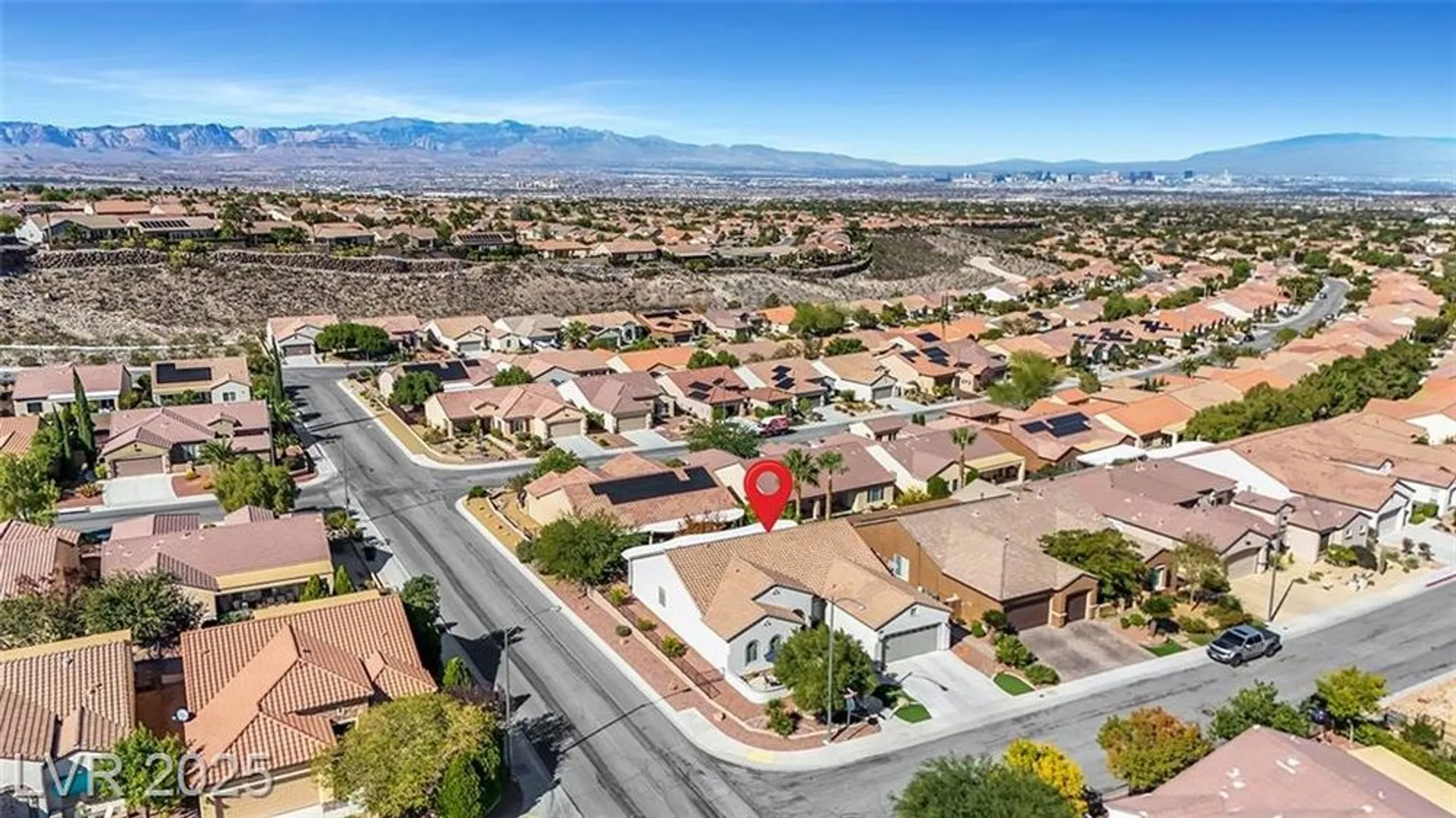 Property Slideshow image 5 of 64 | 2255 bannerwood st, Henderson, NV, 89044