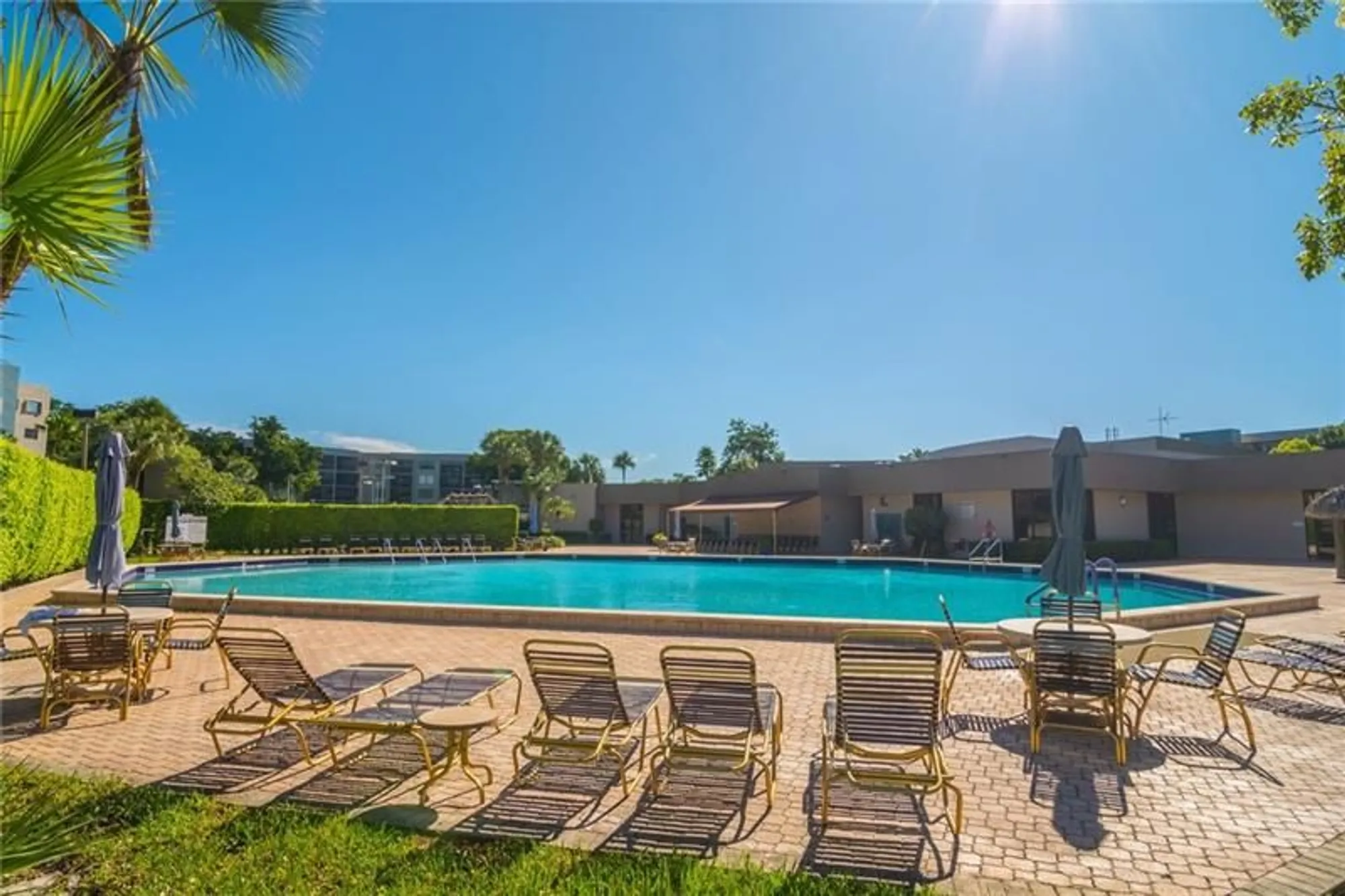 Property Slideshow image 26 of 31 | 1100 colony point cir apt 105, Pembroke Pines, FL, 33026