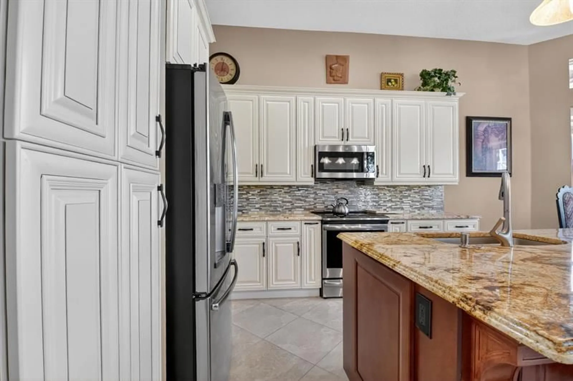 Property Slideshow image 32 of 87 | 9309 vercelli st, Lake Worth, FL, 33467