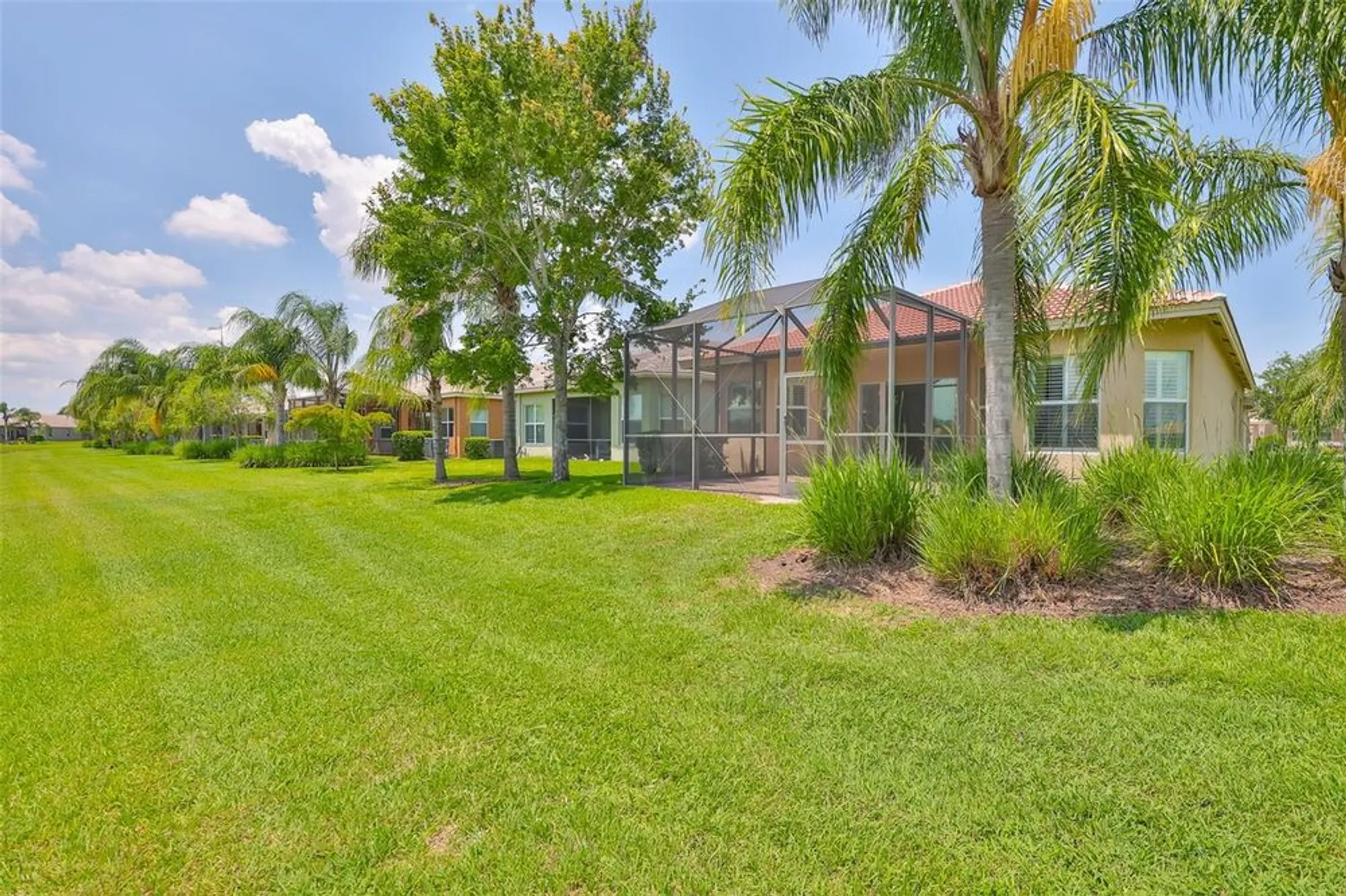 Property Slideshow image 52 of 75 | 16227 cape coral dr, Wimauma, FL, 33598