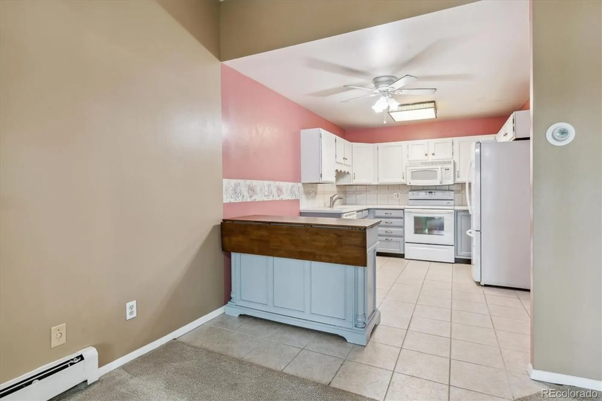Property Slideshow image 8 of 34 | 3022 s wheeling way 407, Aurora, CO, 80014