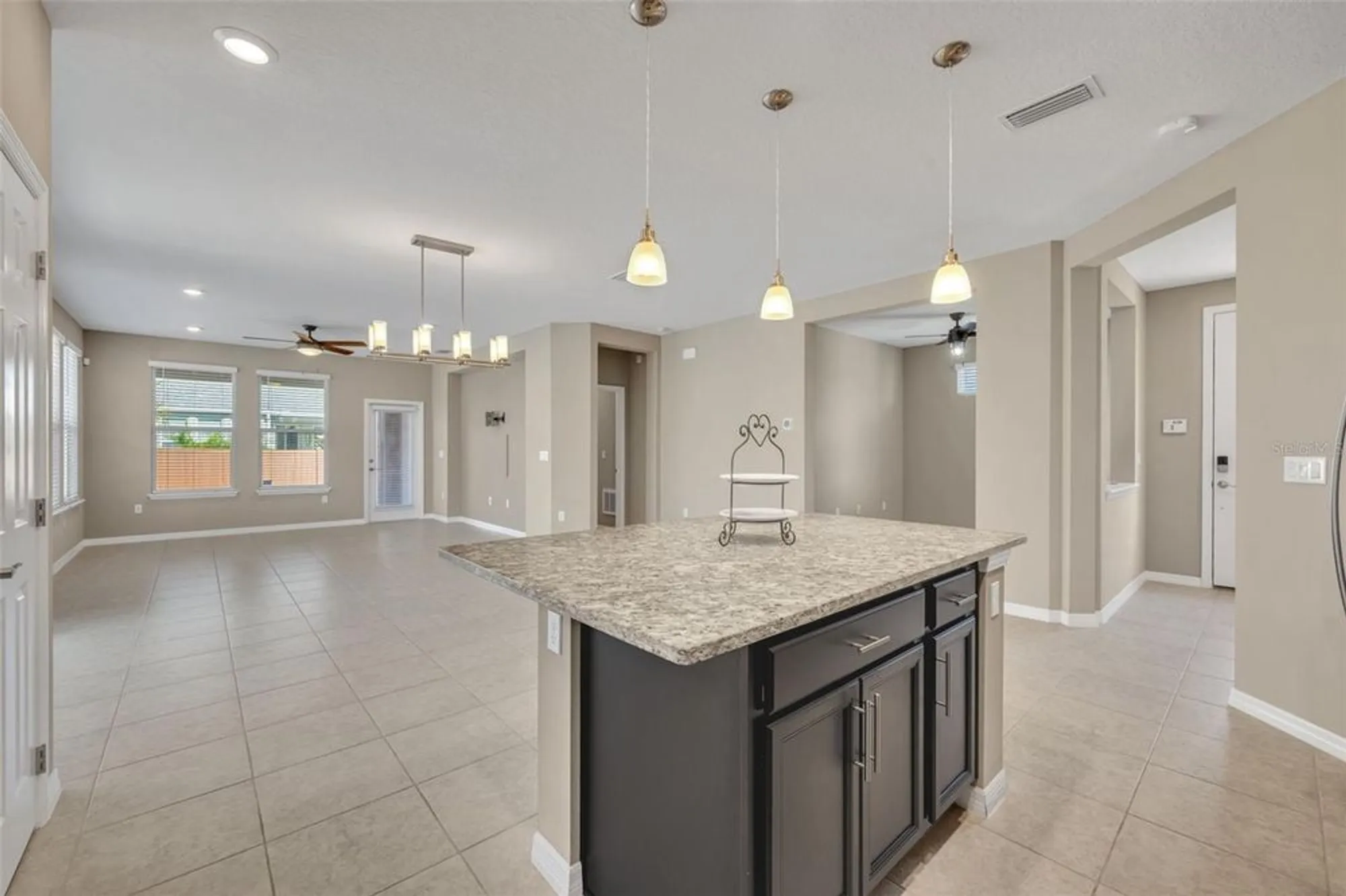 Property Slideshow image 14 of 64 | 397 alcove dr, Groveland, FL, 34736