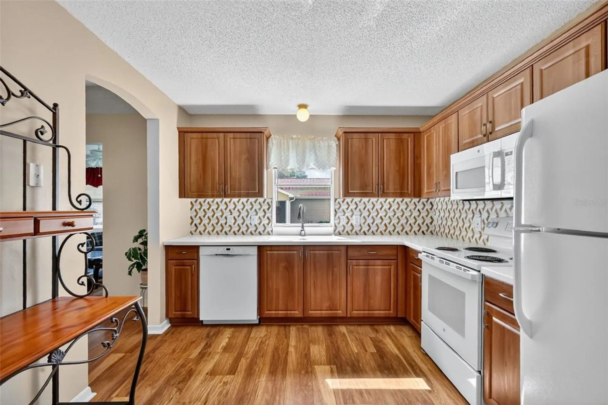 Property Slideshow image 5 of 39 | 518 alcazar ct, The Villages, FL, 32159