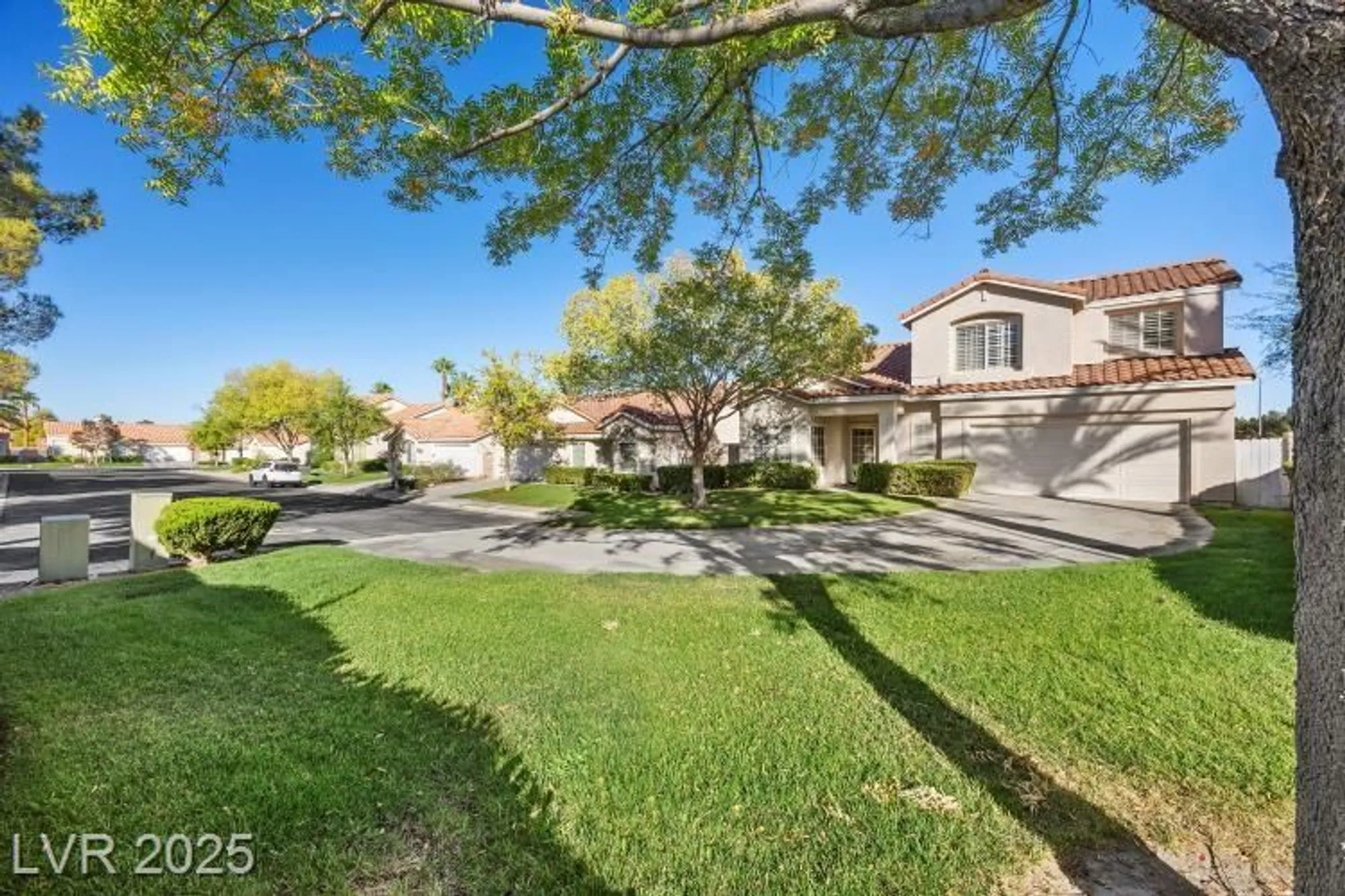 Property Slideshow image 8 of 41 | 4890 el capote dr, Las Vegas, NV, 89147