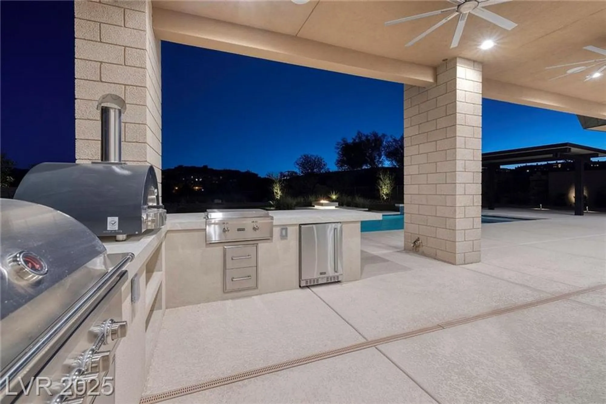 Property Slideshow image 46 of 65 | 37 reflection shores ln, Henderson, NV, 89011