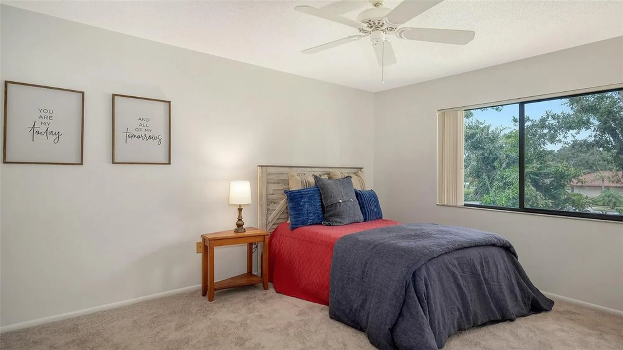 Property Slideshow image 21 of 36 | 5785 gardens dr # 5785, Sarasota, FL, 34243