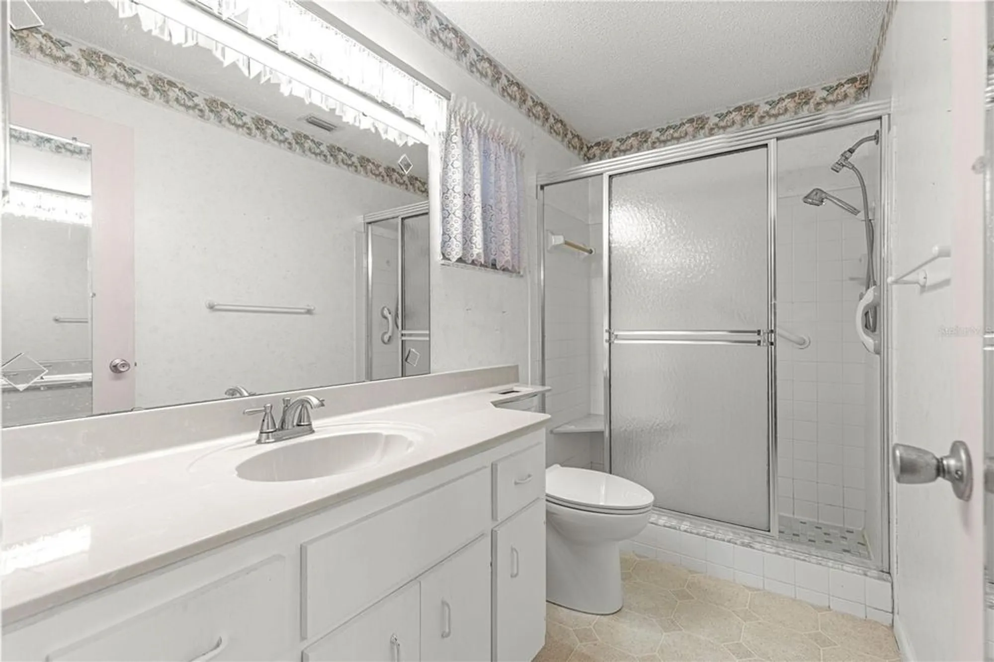 Property Slideshow image 13 of 31 | 8714 sw 92nd ln a, Ocala, FL, 34481