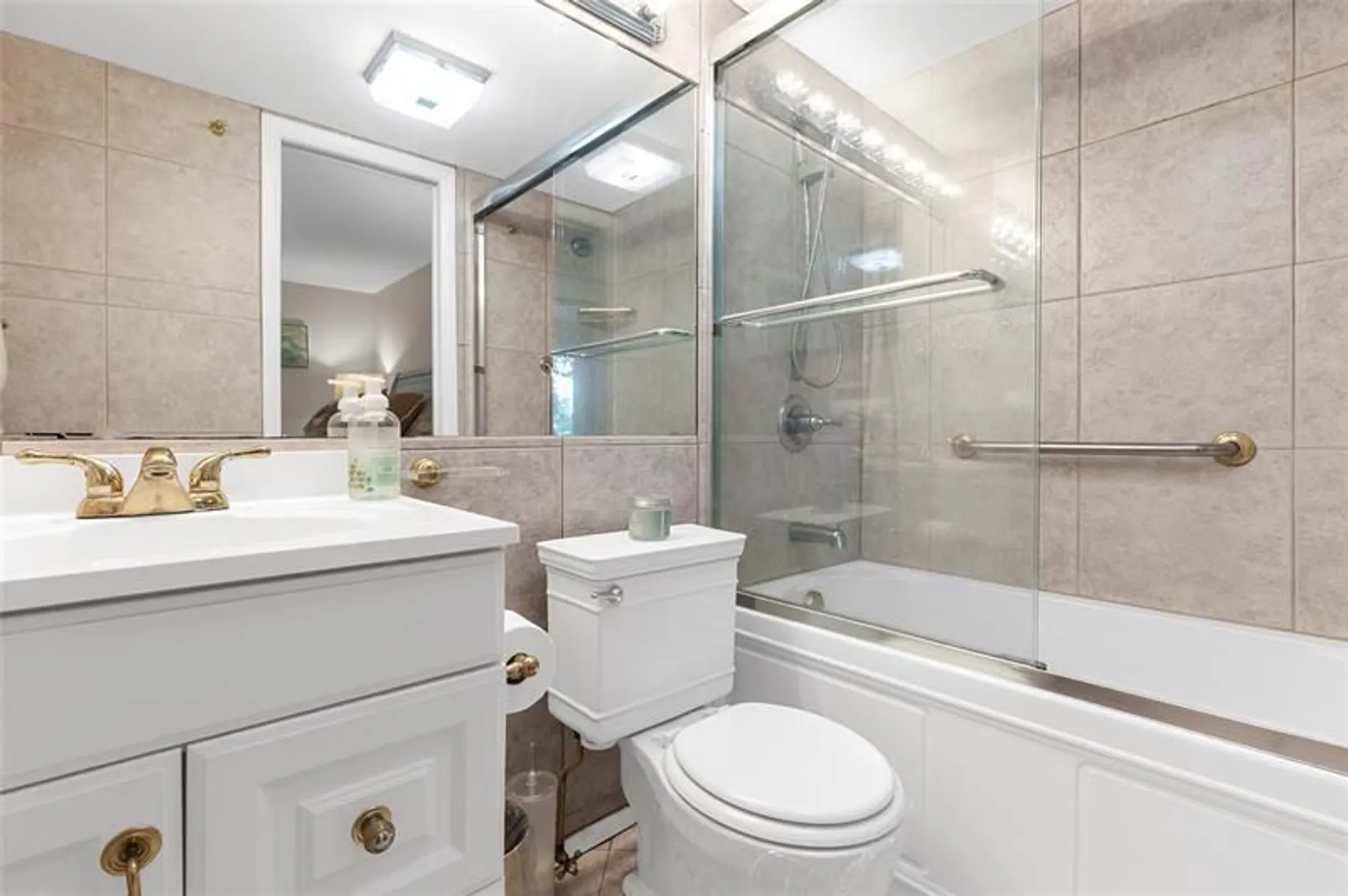 Property Slideshow image 21 of 49 | 3028 cambridge b # 3028, Deerfield Beach, FL, 33442