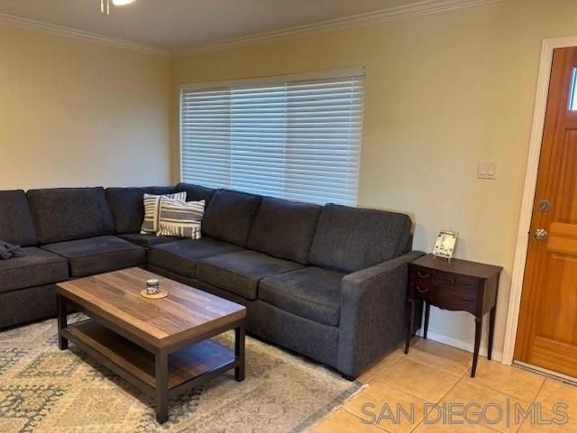 Property Slideshow image 6 of 54 | 3651 north way, Oceanside, CA, 92056